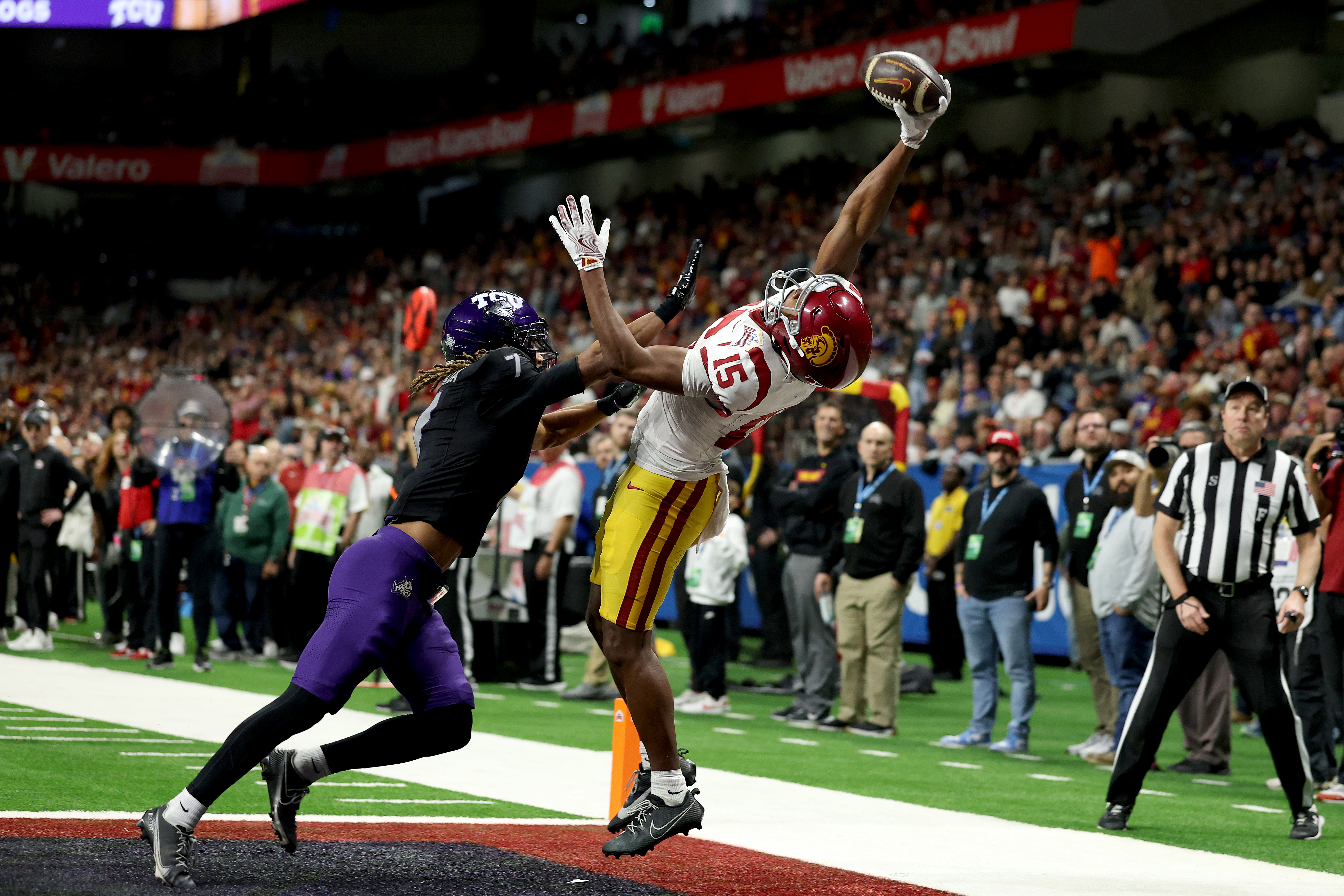 Alamo Bowl: USC WR Jaden Richardson delivers late catch of the year candidate