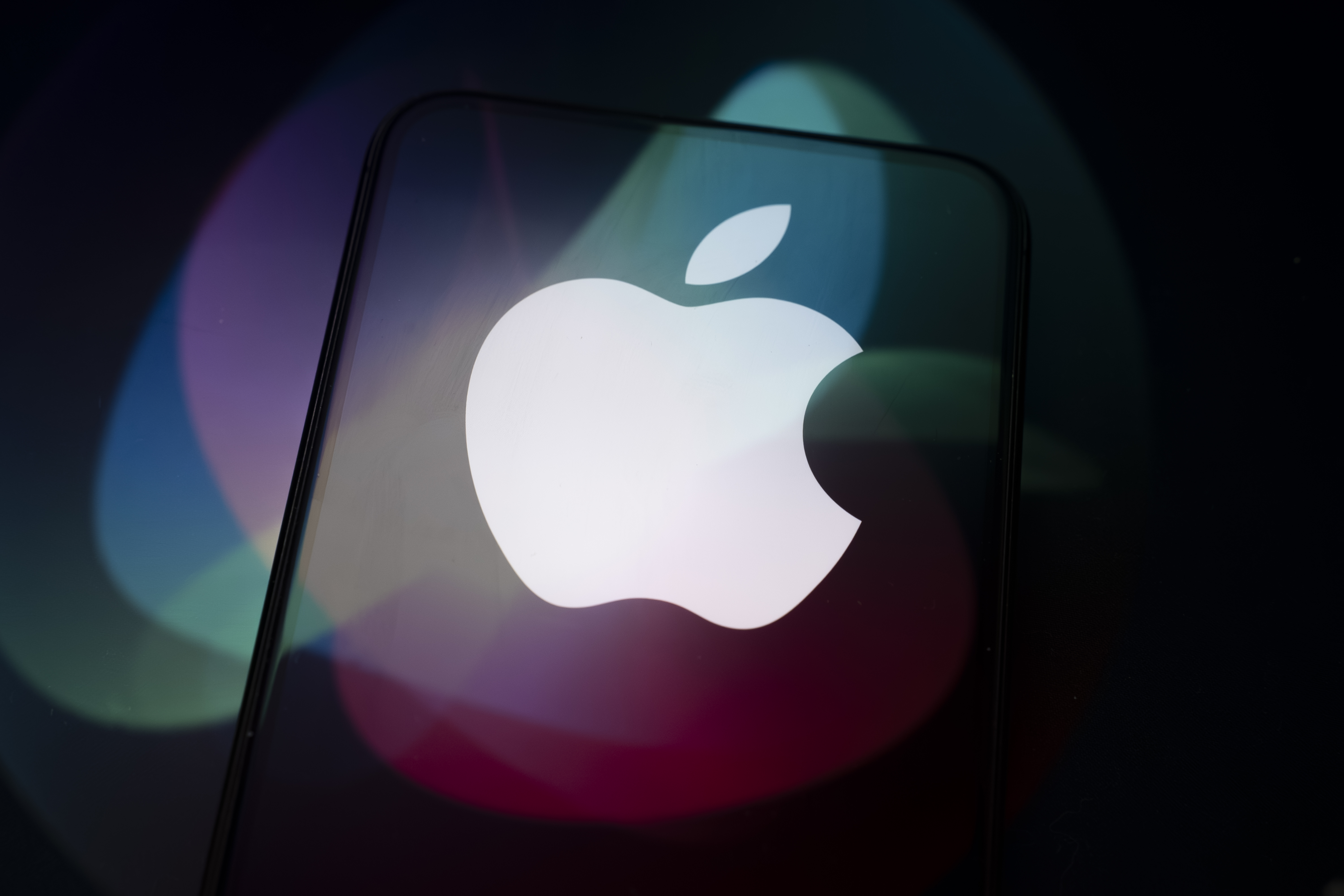 Apple Seeks Supreme Court Review of Third-Party Payment Commissions