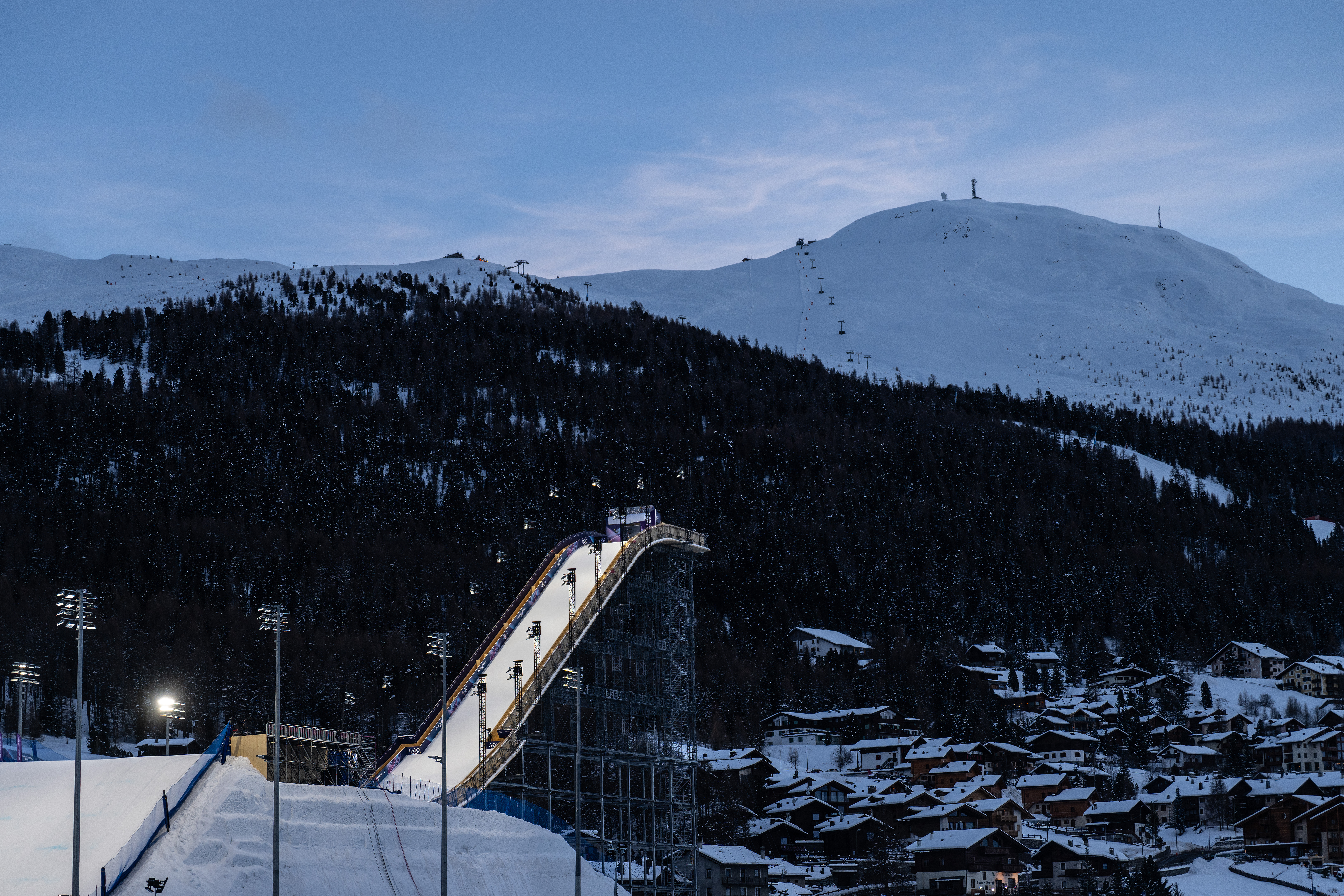 LIVIGNO, ITALY - FEBRUARY 02: A general view of the Big Air venue inside the Olympic Snow Park on February 02, 2026 in Livigno, Italy. (Photo by David Ramos/Getty Images)