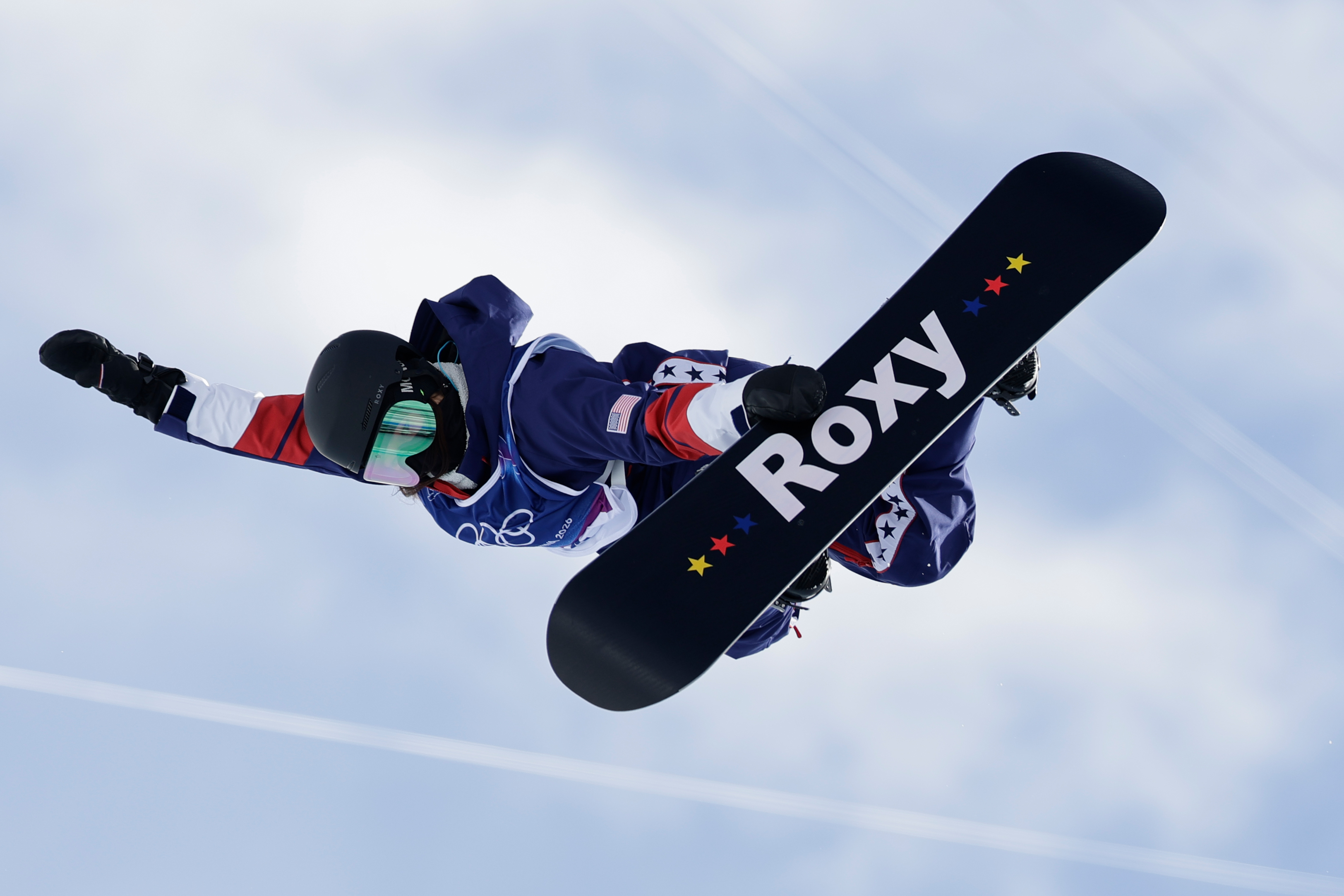 11 February 2026, Italy, Livigno: Olympia, Olympic Winter Games Milan Cortina 2026, Snowboard, Halfpipe, Women, Qualification in Livigno Snow Park, Chloe Kim from the USA in action. Photo: Oliver Weiken/dpa (Photo by Oliver Weiken/picture alliance via Getty Images)