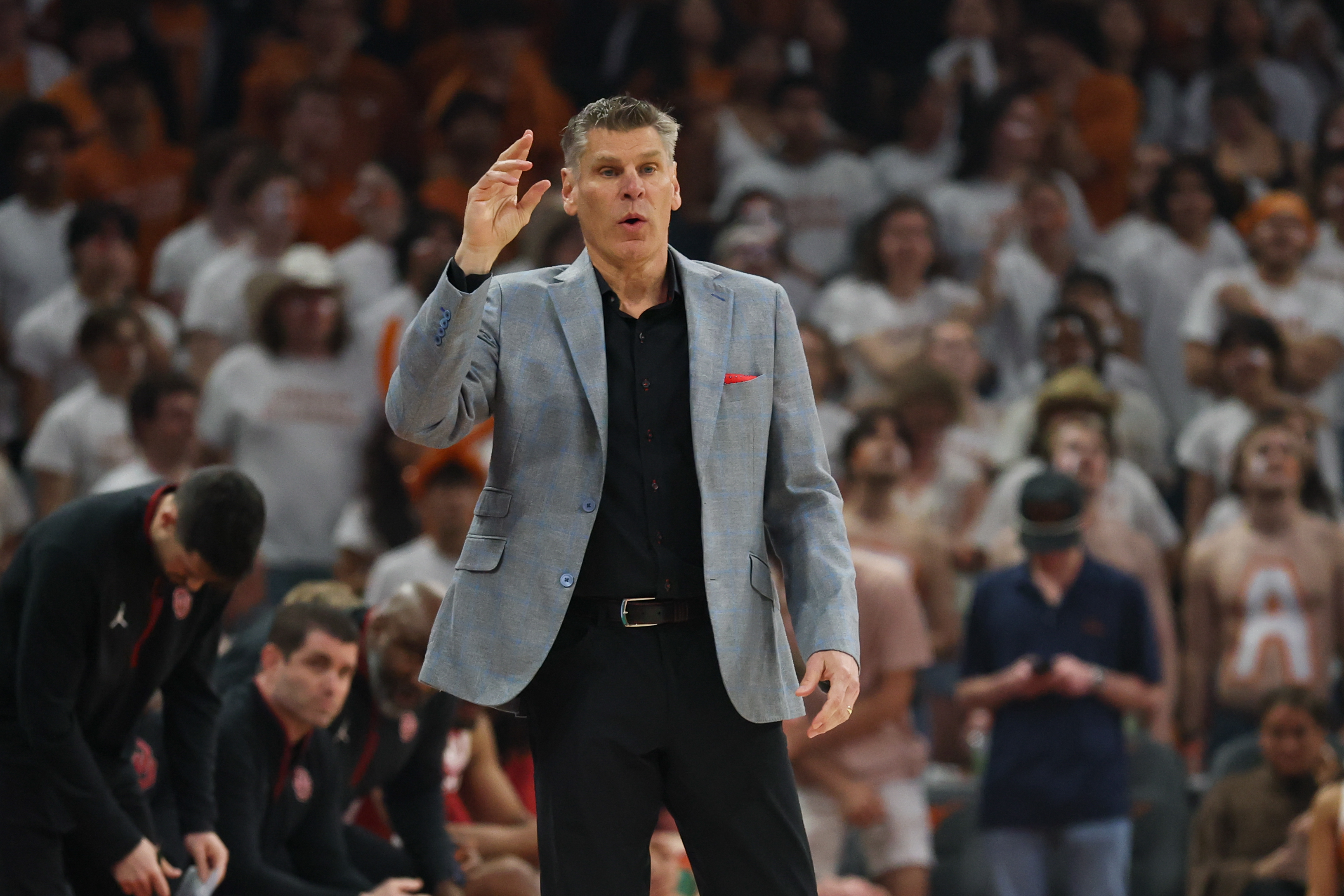 AUSTIN, TX - MARCH 07: Head coach Porter Moser of the Oklahoma Sooners signals to players on the court during the SEC college basketball game between Texas Longhorns and Oklahoma Sooners on March 7, 2026, at Moody Center in Austin, TX. (Photo by David Buono/Icon Sportswire via Getty Images)