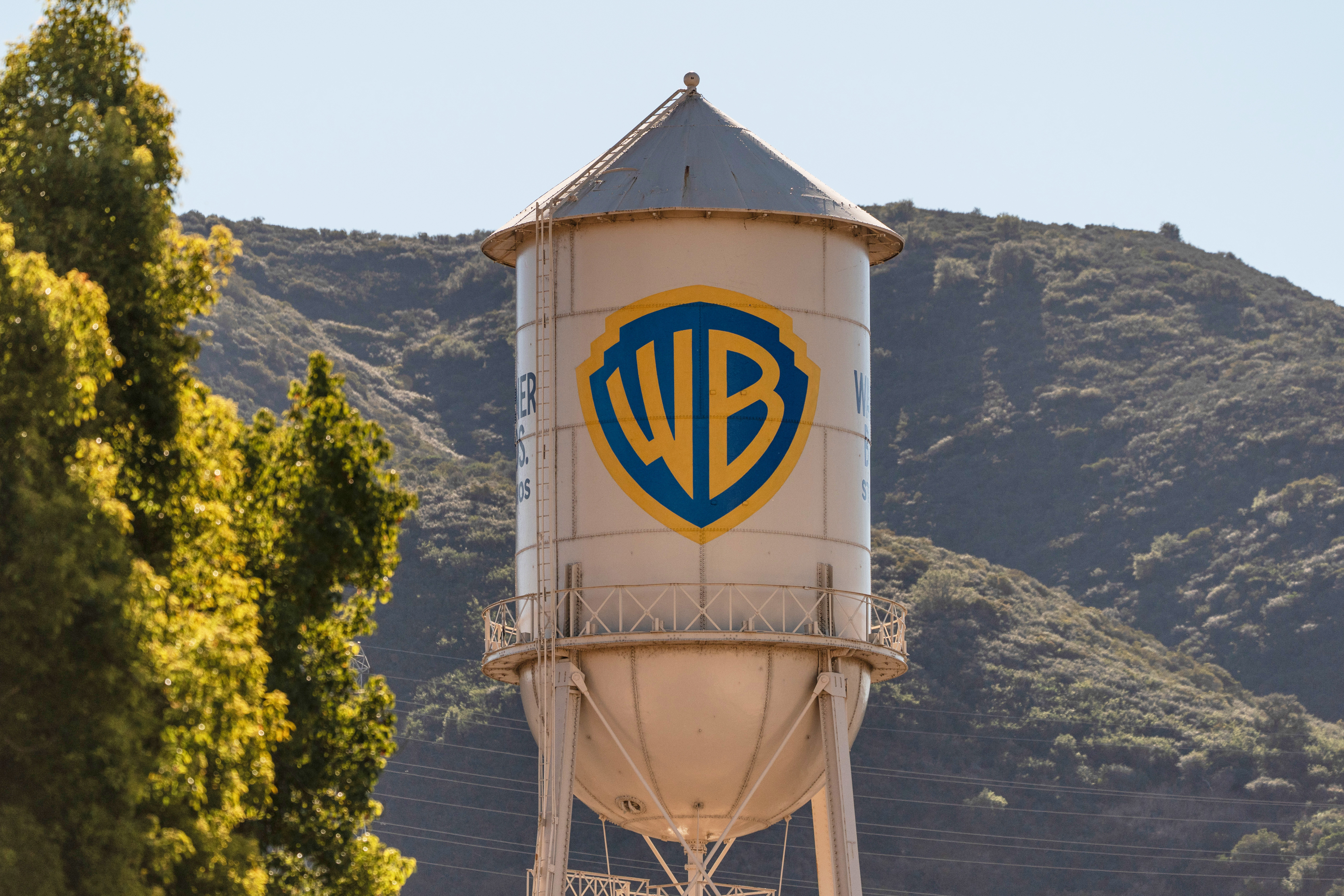 Teamsters, DOJ'ya Paramount ve Warner Bros. Birleşmesini Engellemesi İçin Çağrıda Bulundu