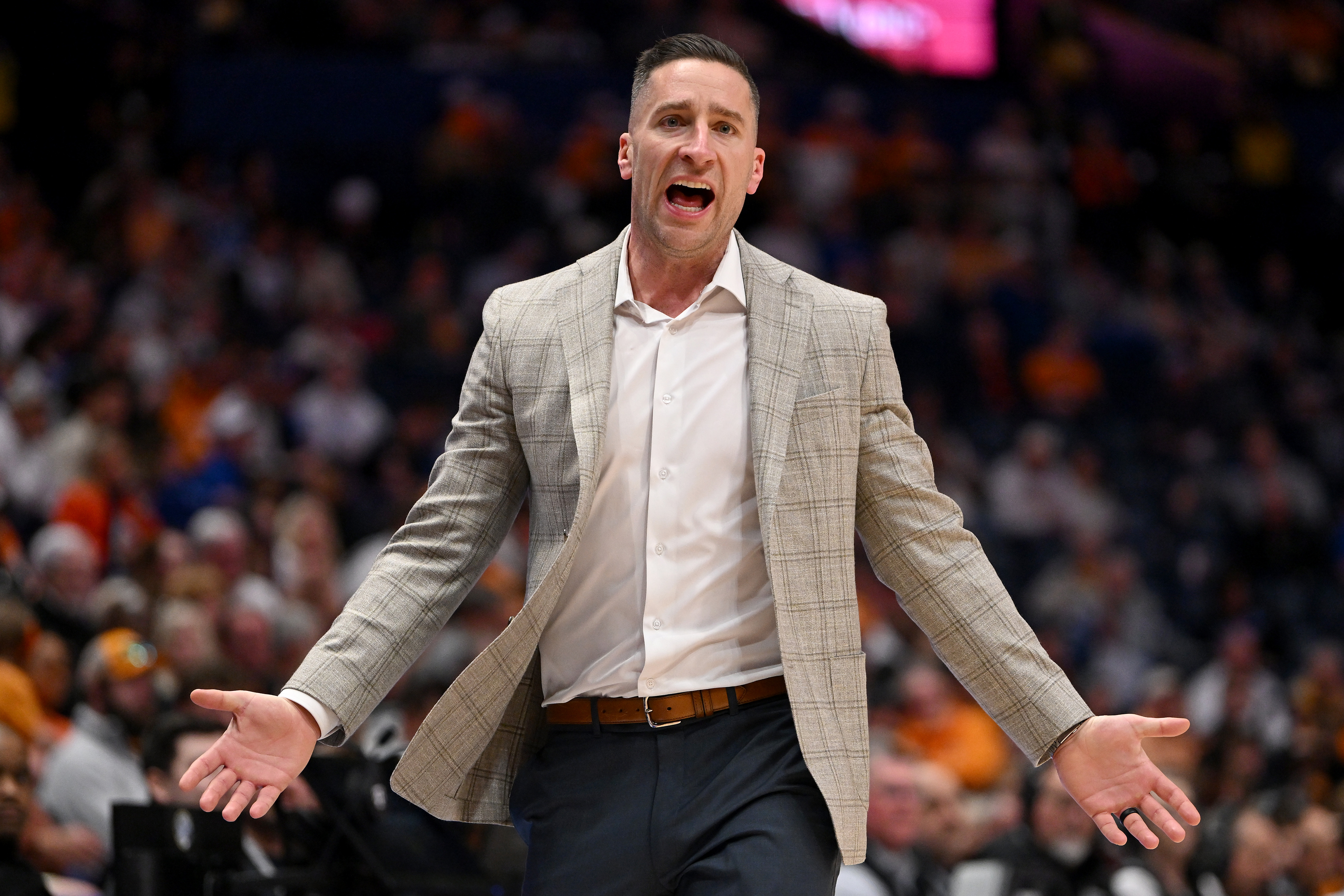 NASHVILLE, TENNESSEE - MARCH 12: Head coach Steven Pearl of the Auburn Tigers reacts against the Tennessee Volunteers during the second half in the second round of the 2026 SEC Men's Basketball Tournament at Bridgestone Arena on March 12, 2026 in Nashville, Tennessee.  (Photo by Carly Mackler/Getty Images)