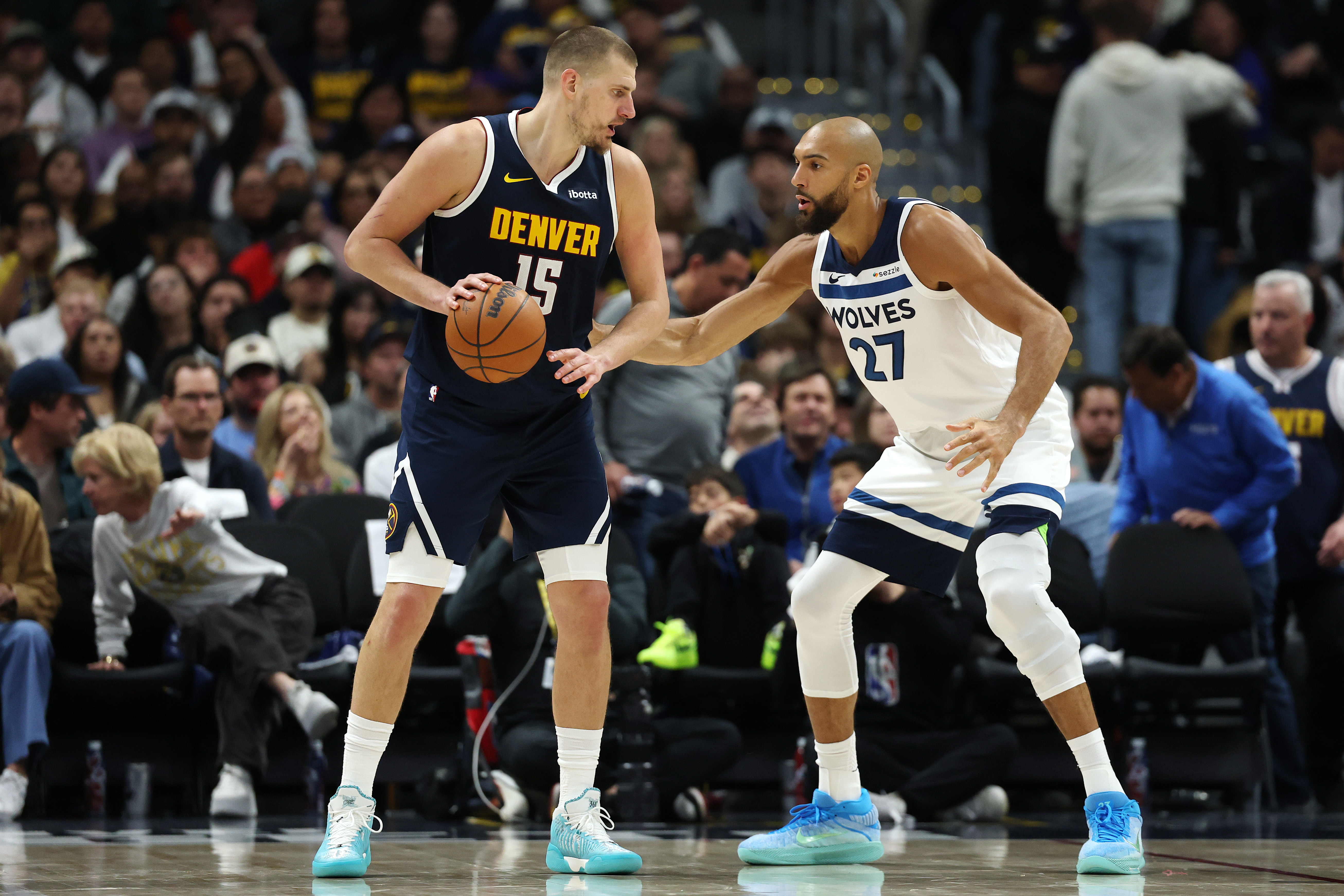 Nikola Jokić, Nuggets bertahan di kemenangan dominan atas Timberwolves di Game 5 untuk menghindari eliminasi