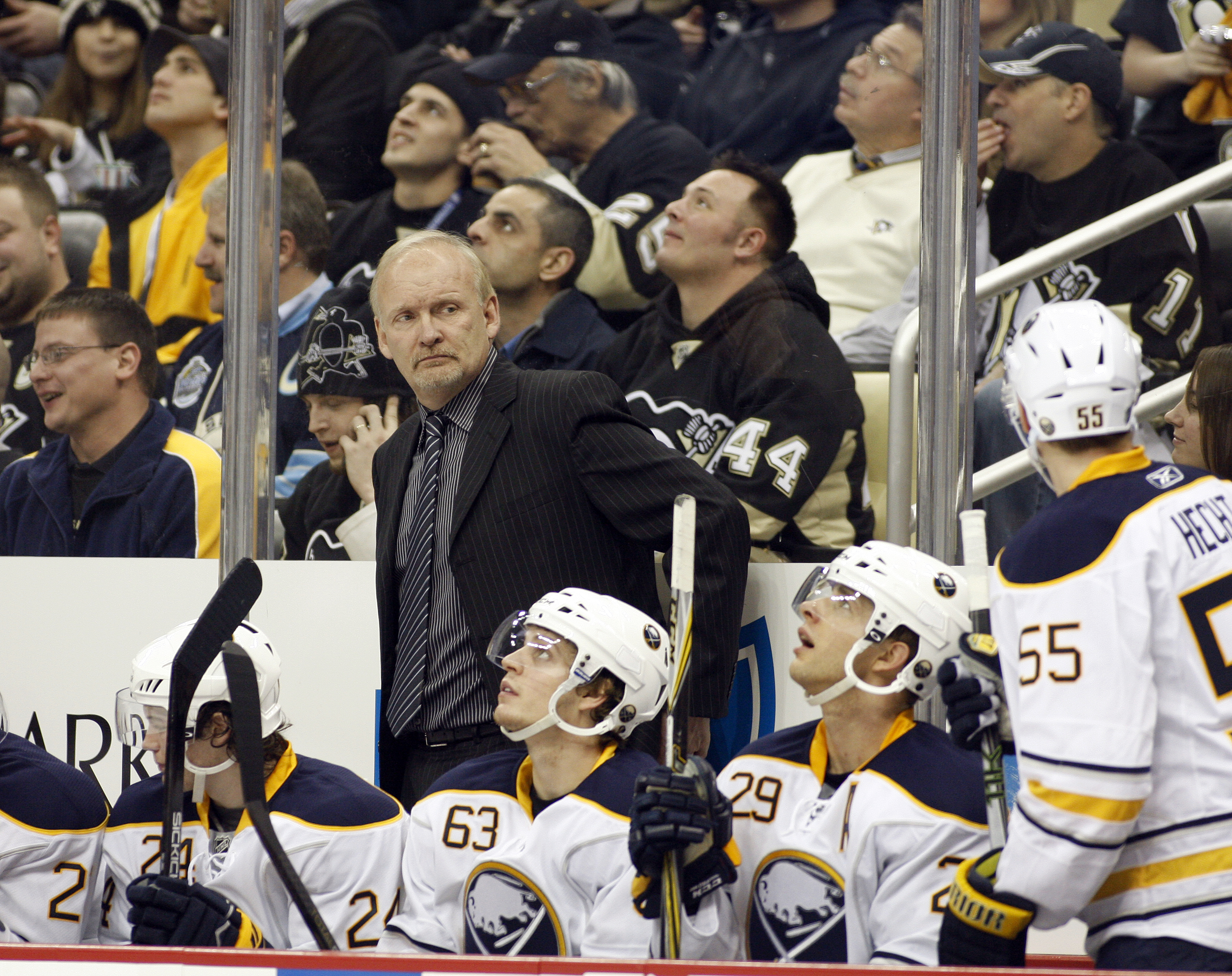 Lindy Ruff has spent majority of his NHL coaching career with the Sabres, which includes two stints with the franchise. He was behind the bench the last time the franchise made the postseason in 2011.  (Photo by Justin K. Aller/Getty Images)