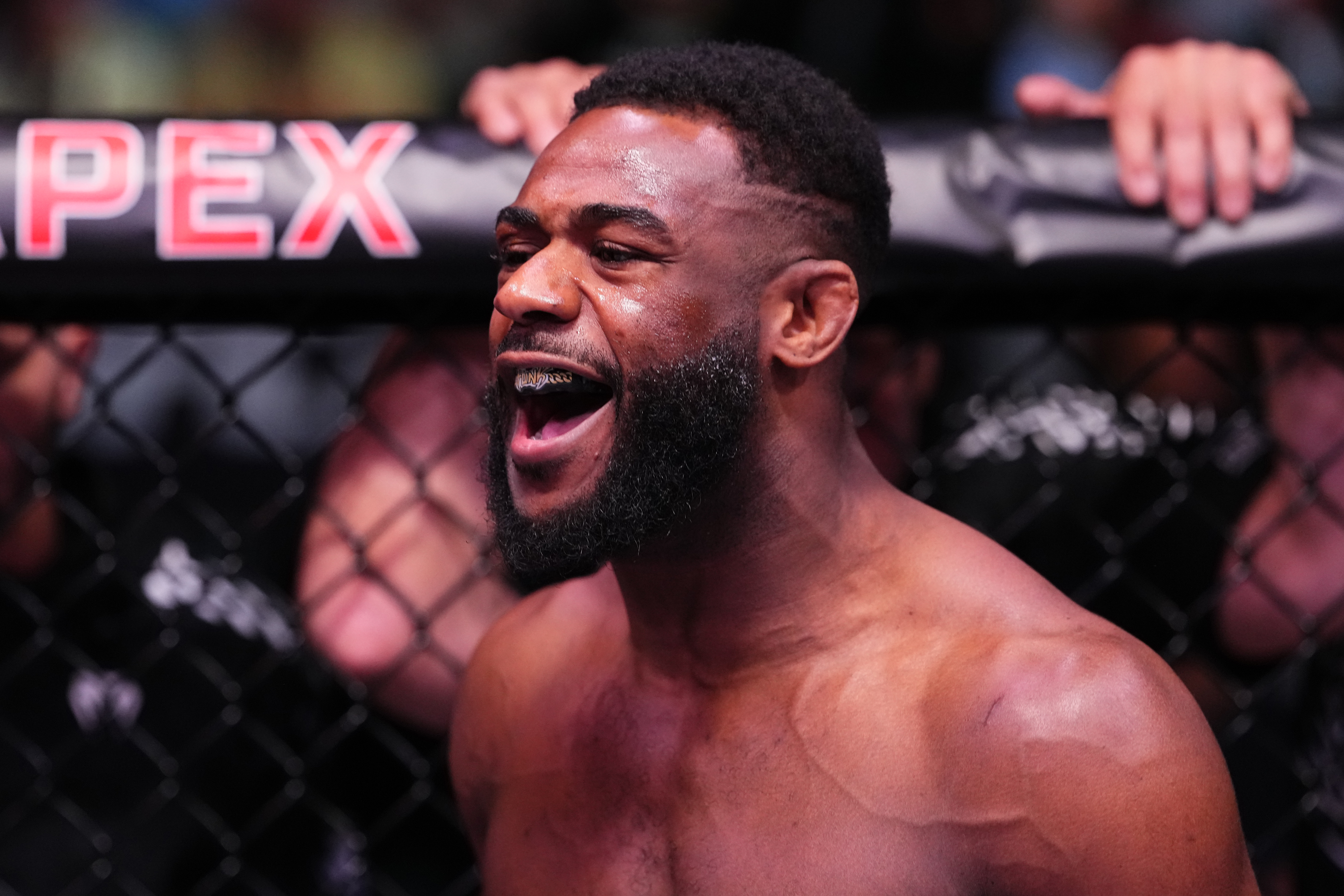 Aljamain Sterling berargumen agar lompati Movsar Evloev untuk pertarungan Volkanovski: 'Beri apa yang diinginkan orang-orang'