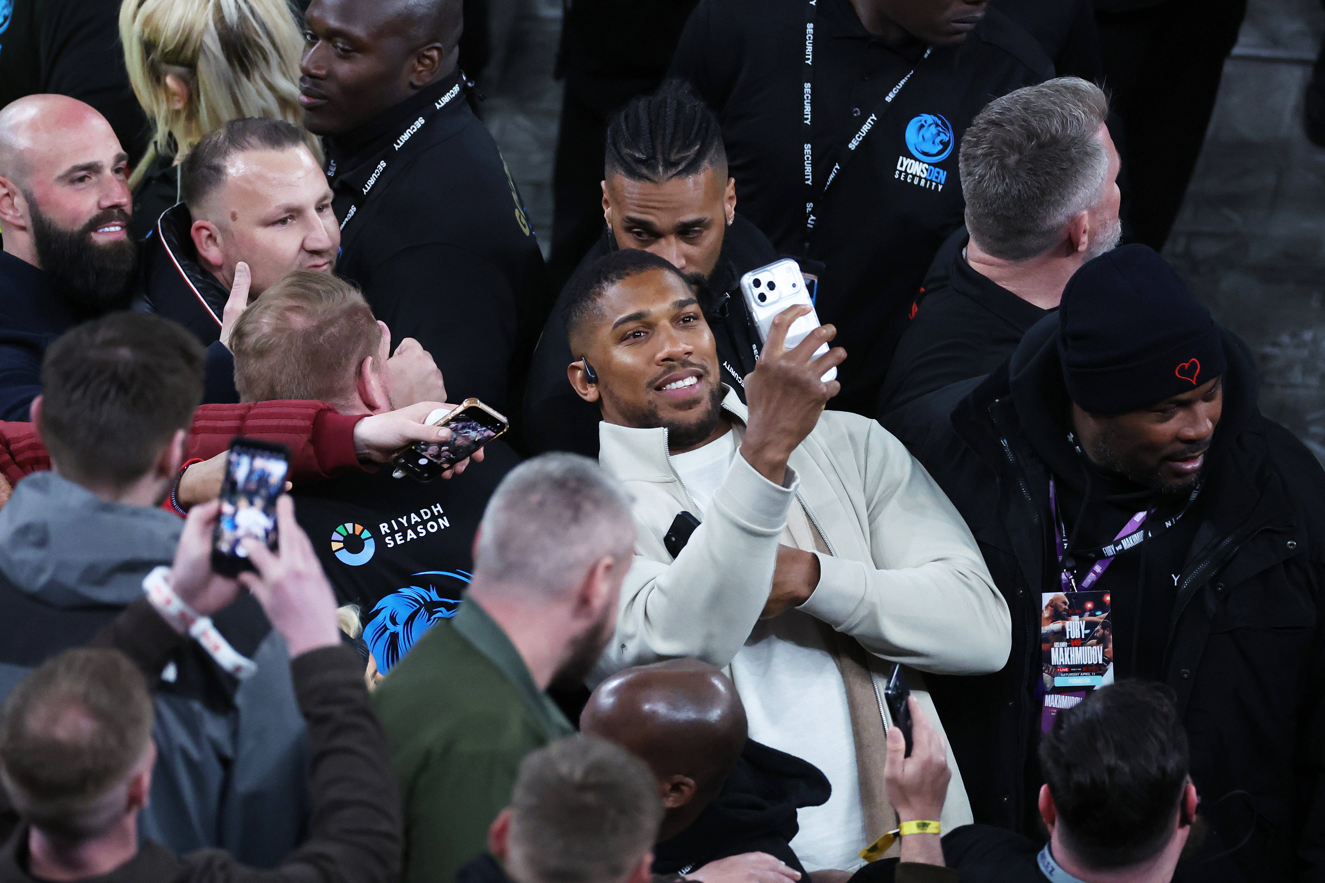 LONDON, ENGLAND - APRIL 11: Anthony Joshua interacts with fans after the Heavyweight fight between Tyson Fury and Arslanbek Makhmudov at Tottenham Hotspur Stadium on April 11, 2026 in London, England. (Photo by Alex Livesey/Getty Images for Netflix)