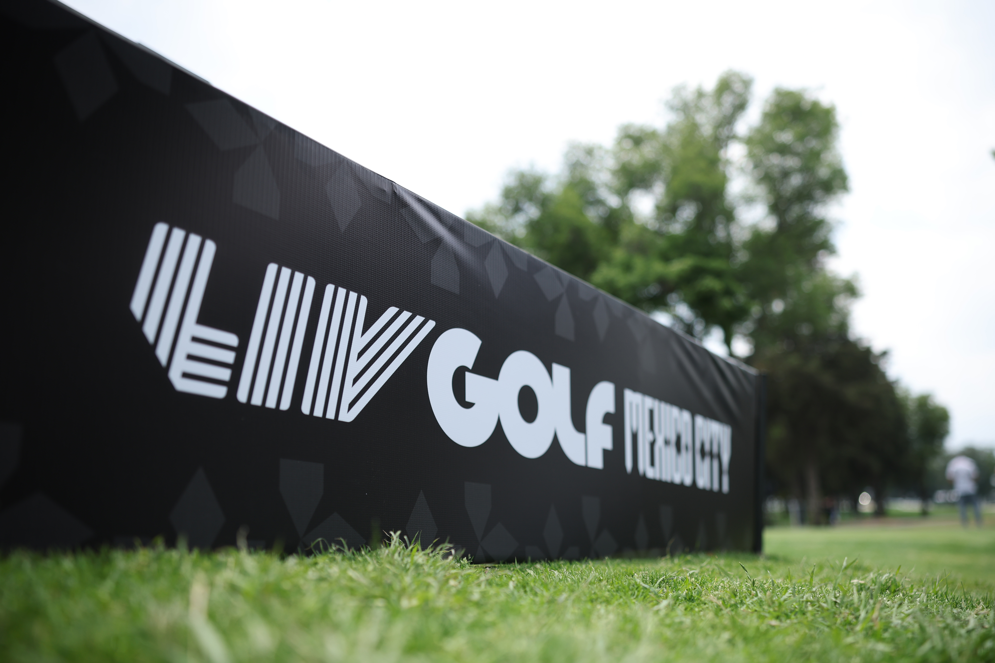 Report: Some LIV players threatening to sit out over back pay; CEO reaffirms commitment to tour