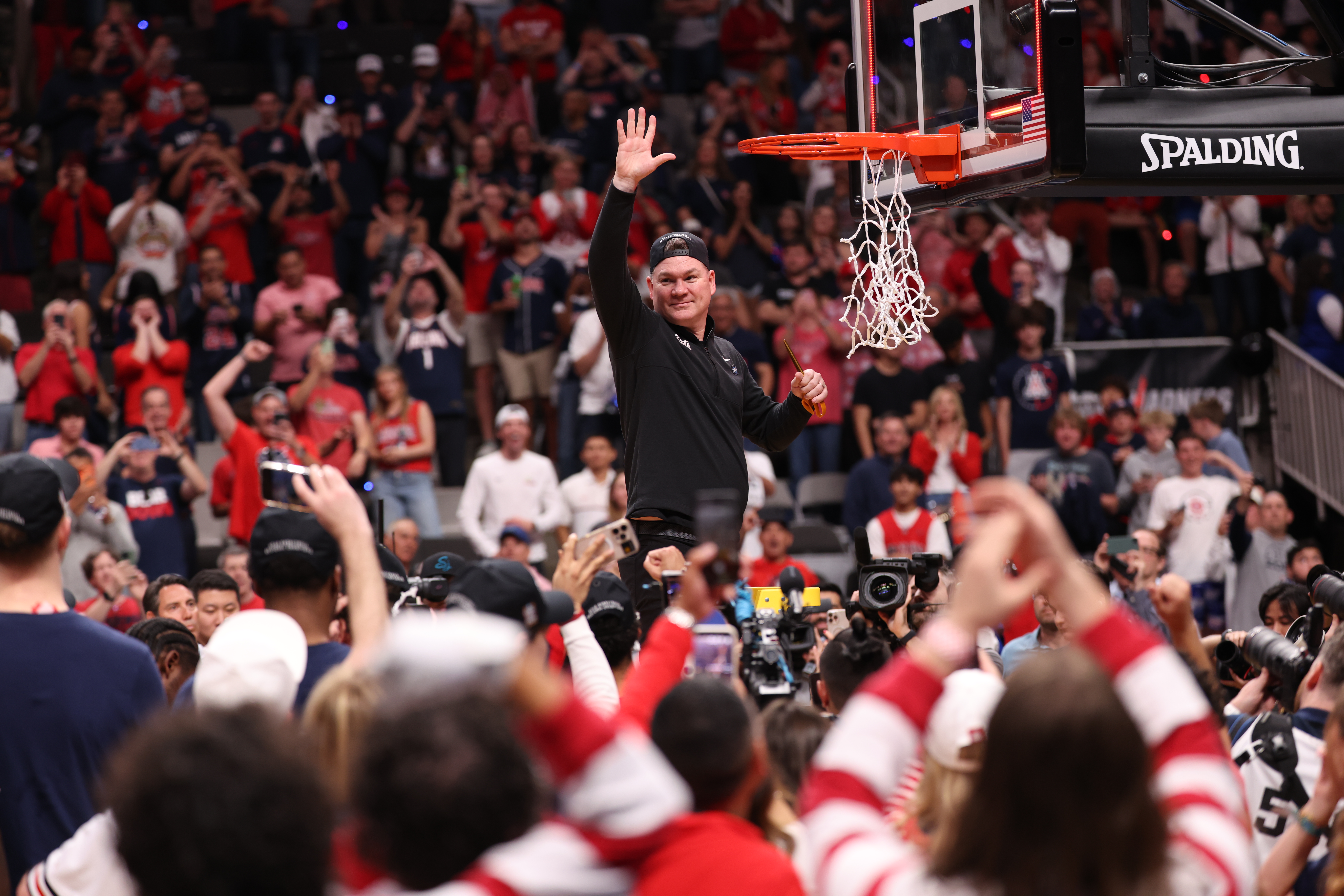 SAN JOSE, CALIFORNIA - MARCH 28: Arizona Wildcats Head Coach Tommy Lloyd waves to the crowd after defeating the Purdue Boilermakers during the Elite Eight round game of the 2026 NCAA Men's Basketball Tournament held at SAP Center on March 28, 2026 in San Jose, California. (Photo by Bob Drebin/NCAA Photos via Getty Images)