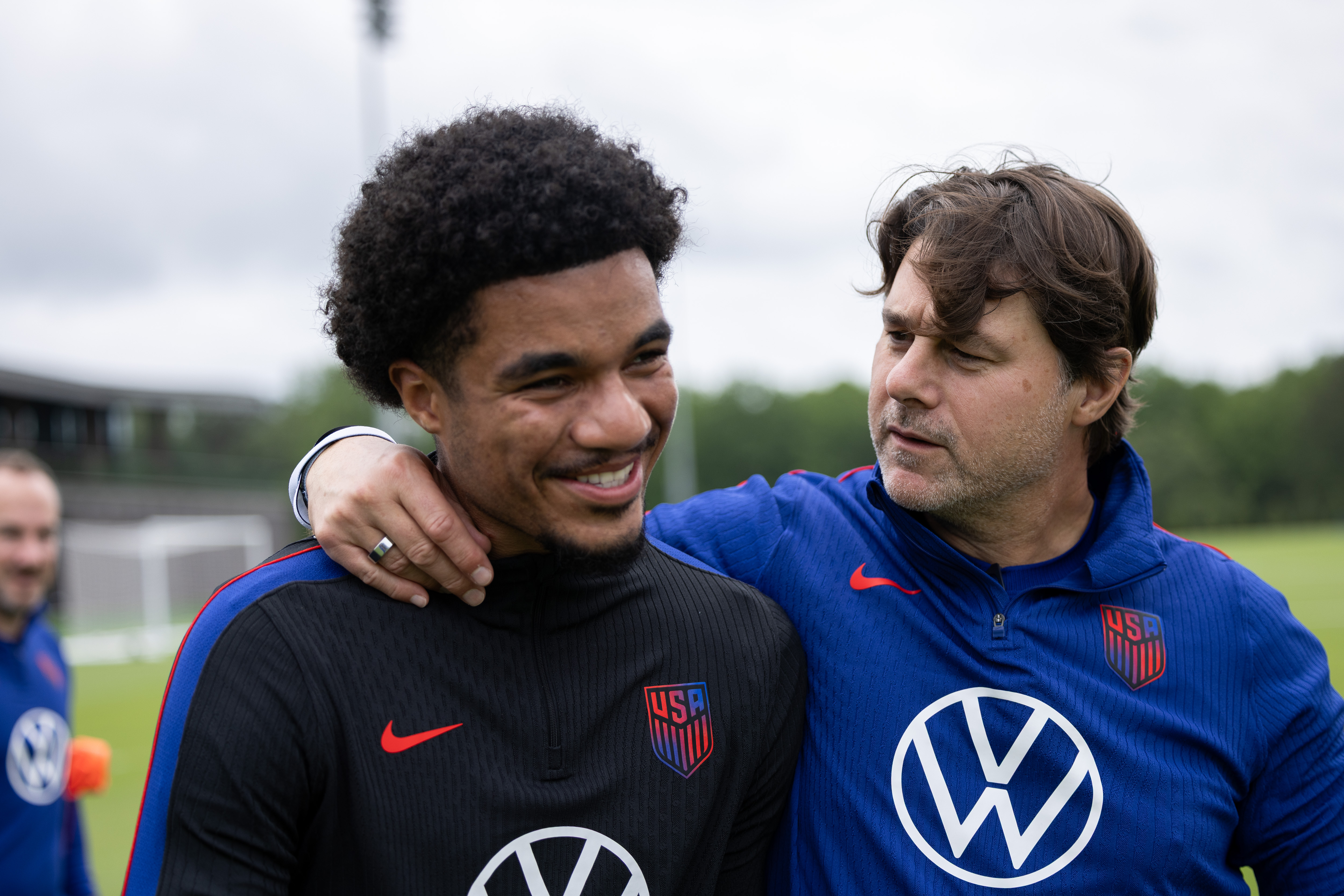 With World Cup just 2 weeks away, USMNT coach Mauricio Pochettino reportedly in talks with AC Milan about next job