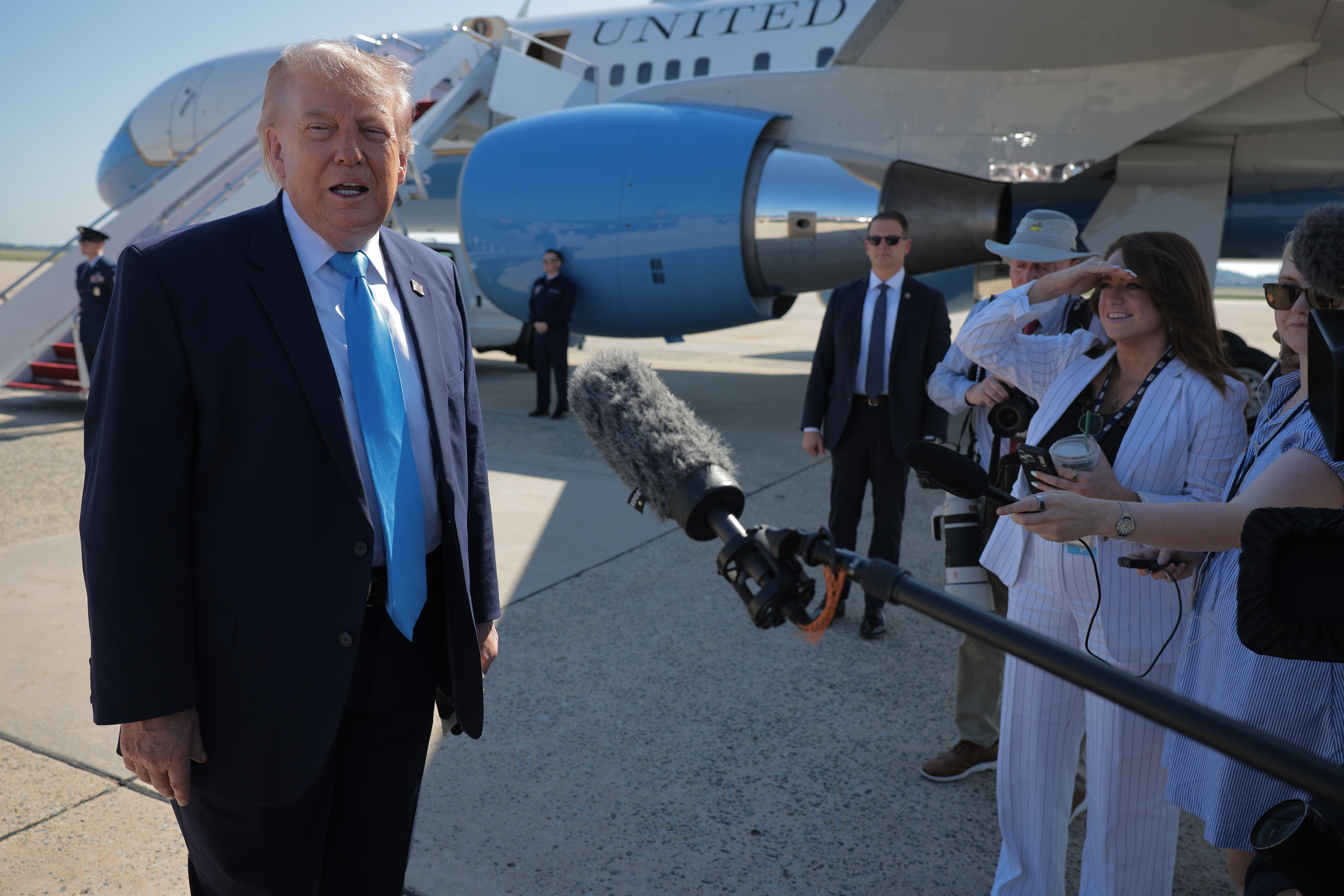 Trump Demands Senate Republicans Fire Parliamentarian