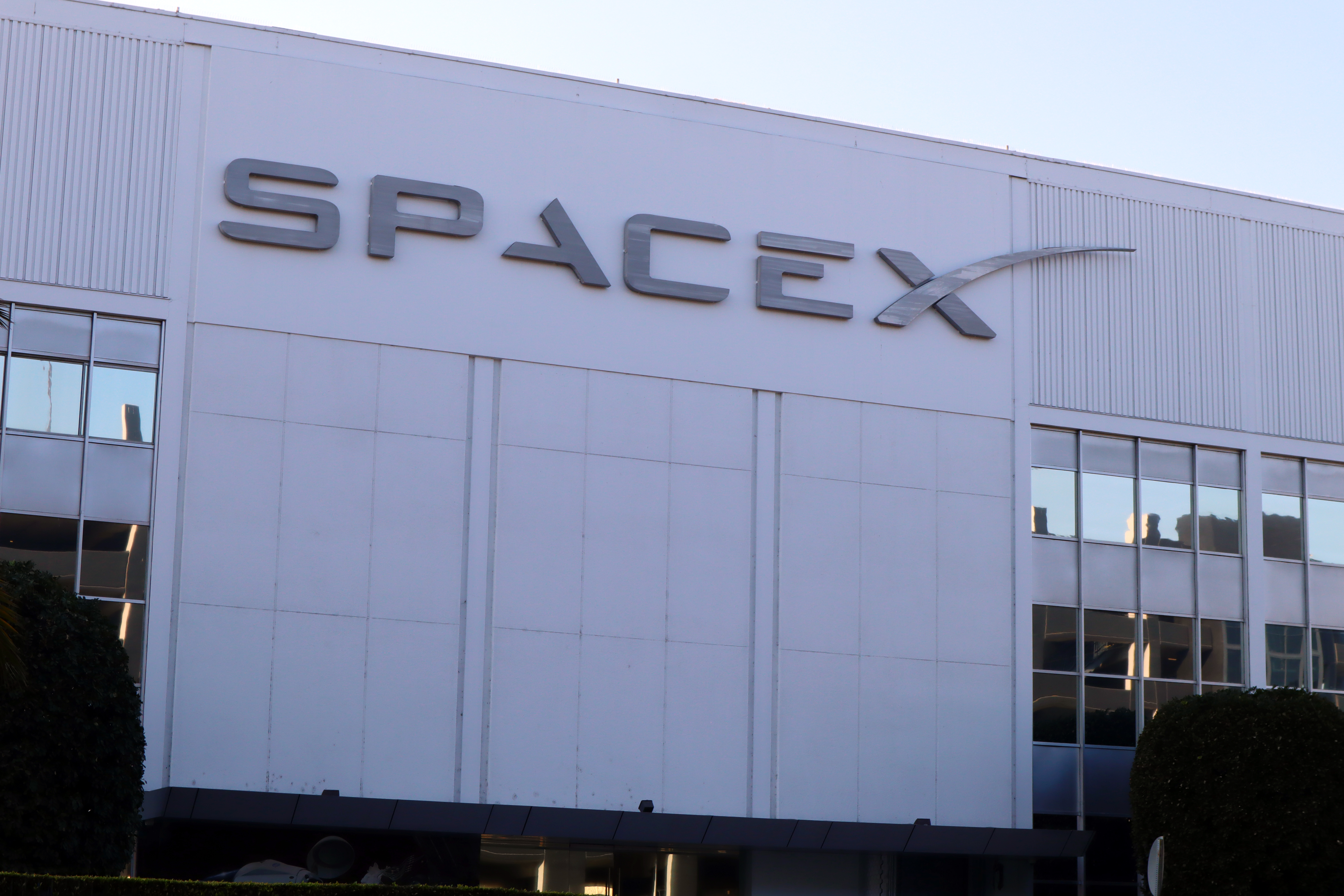 SpaceX雪崩16%...啟碁兆赫...
