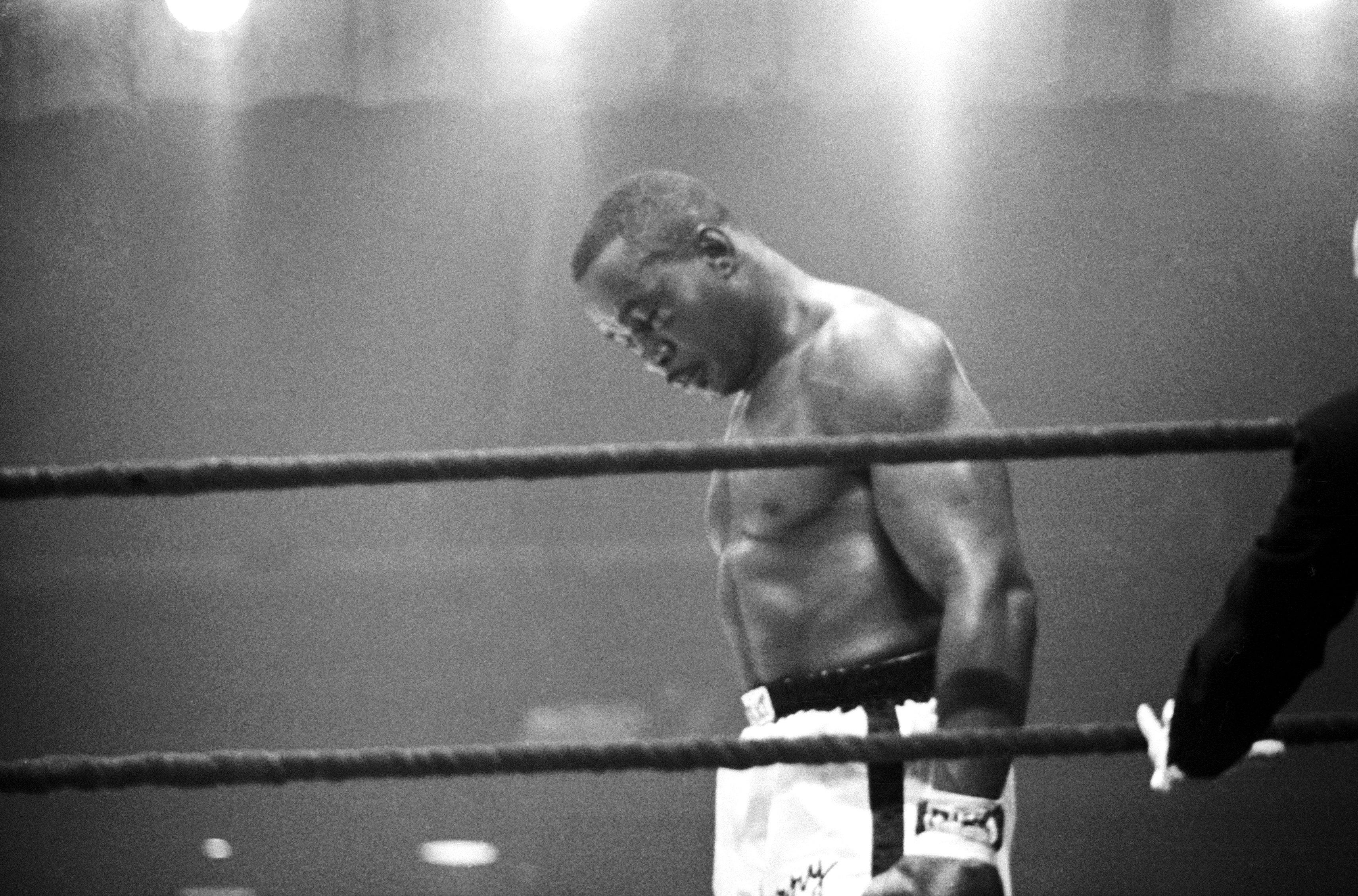 Boxing: WBA/ WBC World Heavyweight Title: Sonny Liston with head down during fight vs Cassius Clay at Convention Hall.Miami Beach, FL 2/25/1964CREDIT: Mark Kauffman (Photo by Mark Kauffman /Sports Illustrated via Getty Images)(Set Number: X9849 TK1 R9 F29)