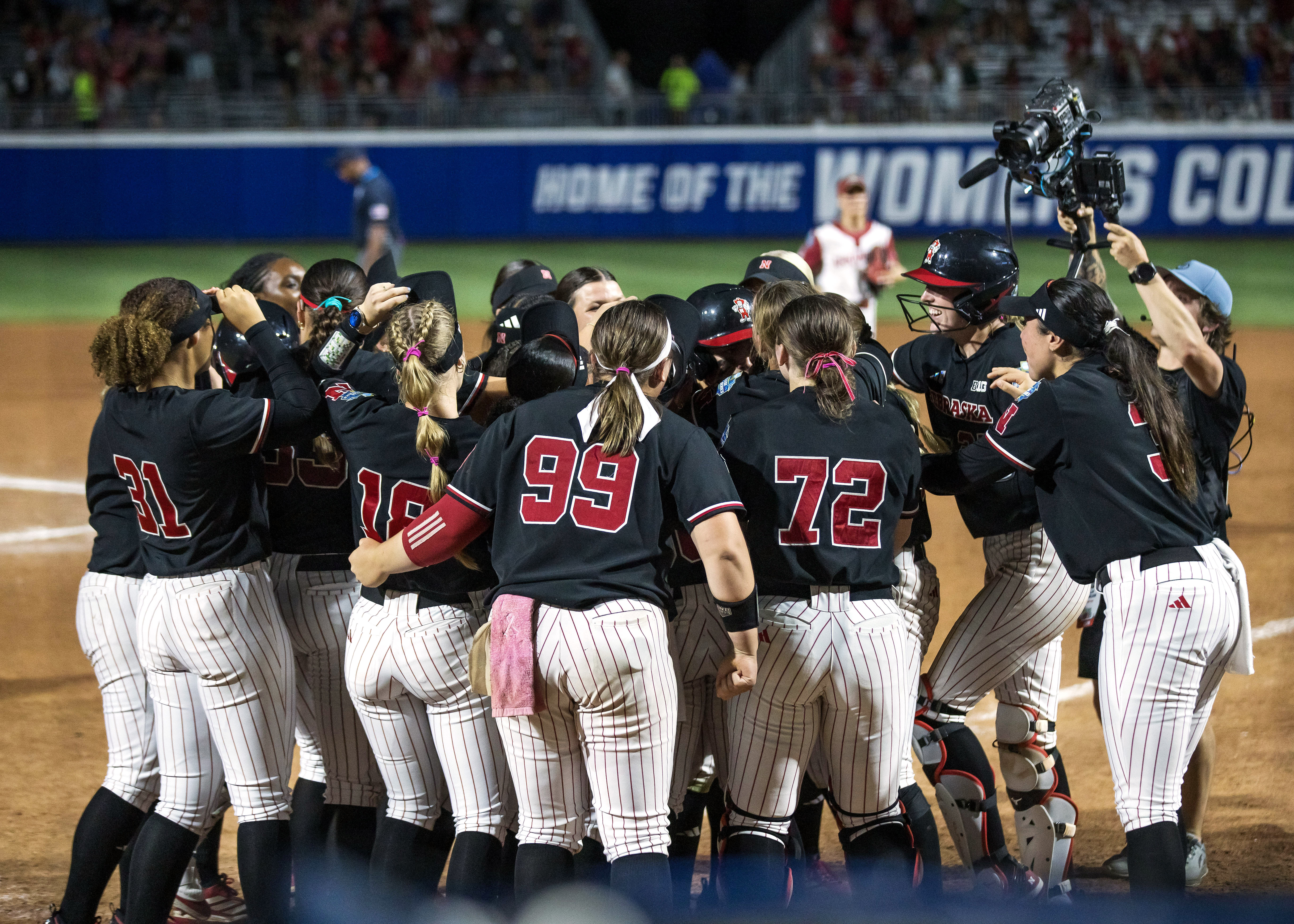 WCWS Scores: Arkansas, Alabama, and Tennessee Secure Key Wins