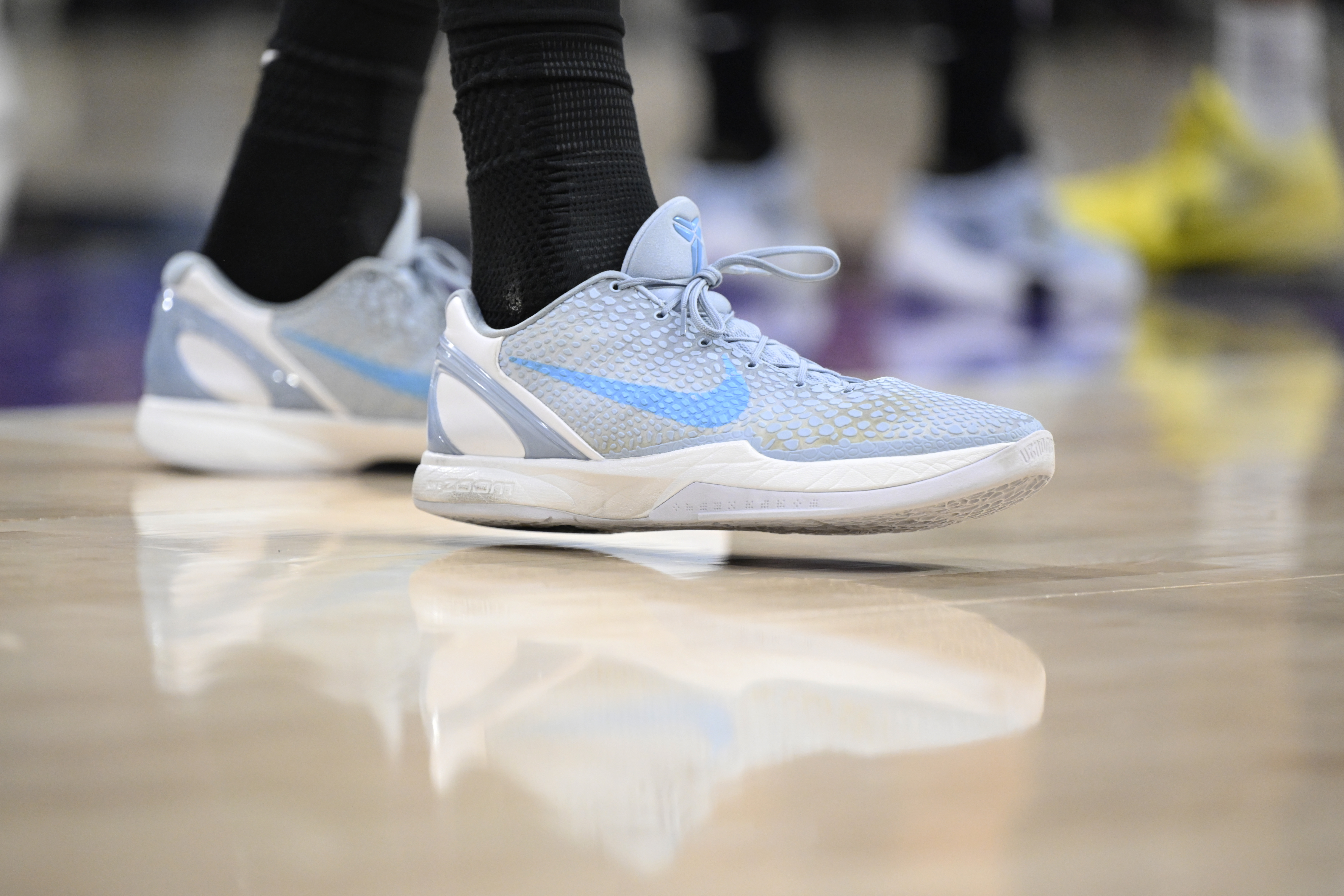SACRAMENTO, CALIFORNIA - JANUARY 16: The Nike Kobe 6 Protro Caitlin Clark shoes of Domantas Sabonis #11 of the Sacramento Kings are seen against the Washington Wizards in the third quarter at Golden 1 Center on January 16, 2026 in Sacramento, California. NOTE TO USER: User expressly acknowledges and agrees that, by downloading and or using this photograph, User is consenting to the terms and conditions of the Getty Images License Agreement. (Photo by Eakin Howard/Getty Images)