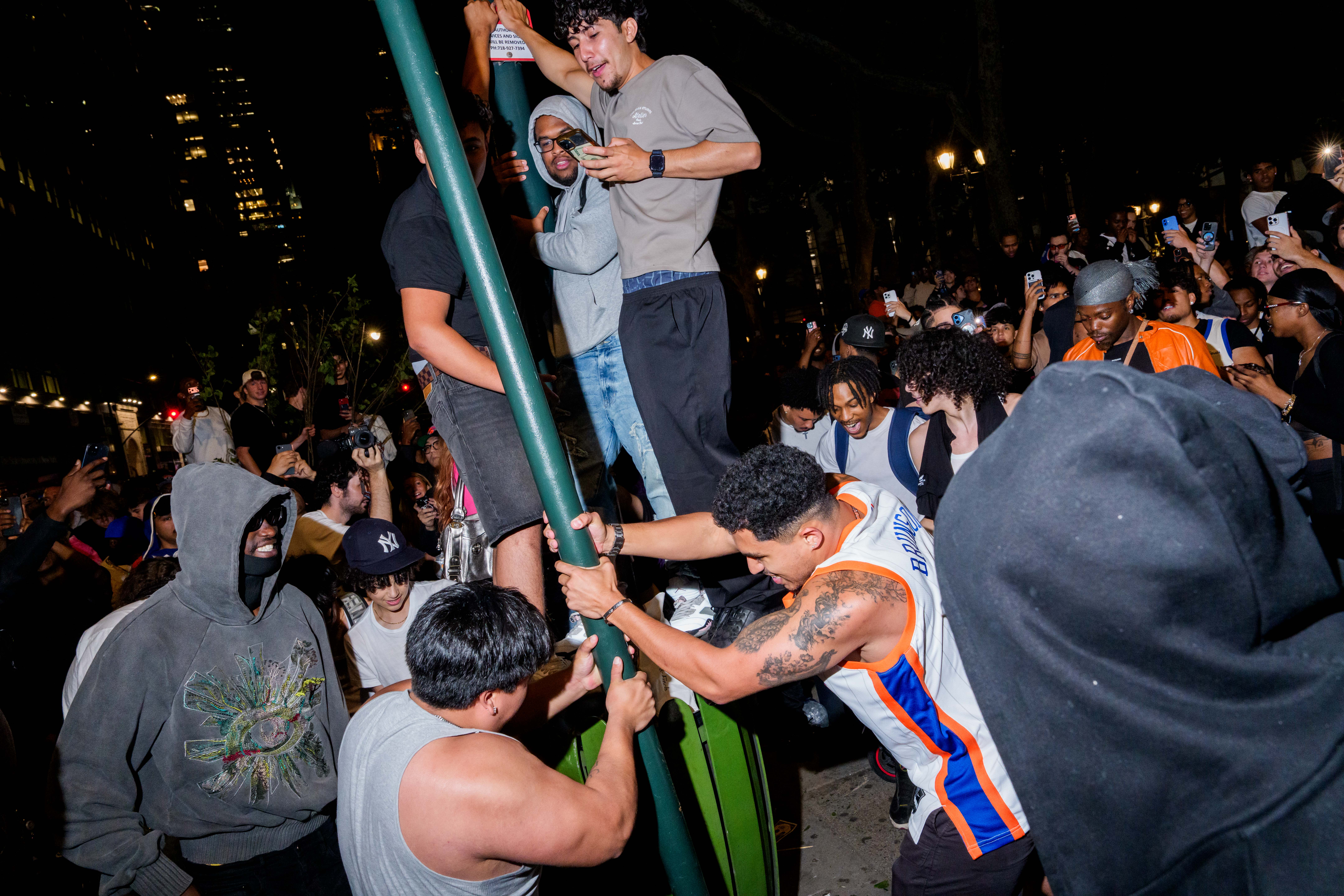 Knicks Game 3 watch party in NYC ends with 21 people arrested