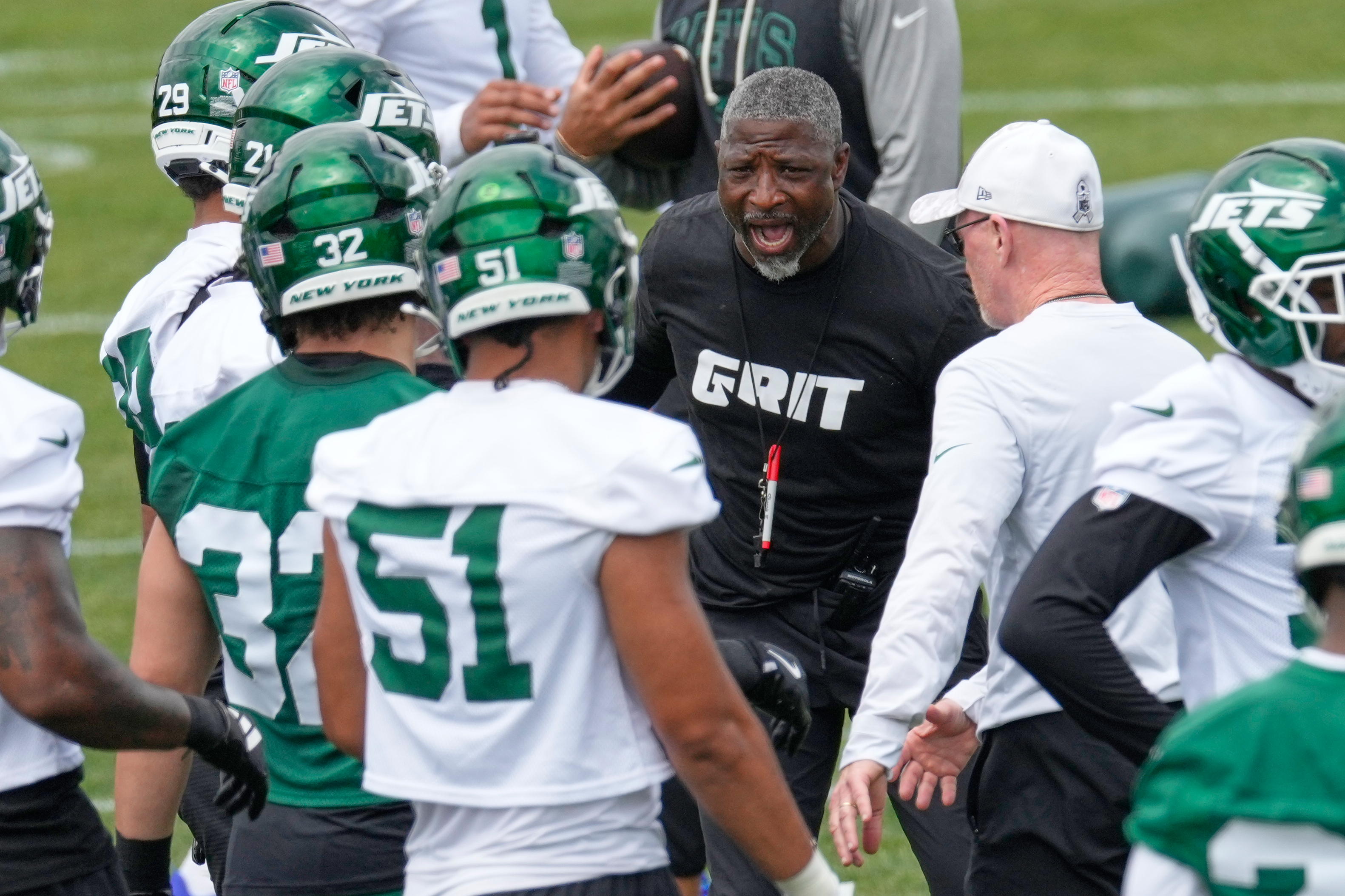 NFL offseason power rankings: No. 31 New York Jets try to put Aaron Glenn's horrific first season behind them