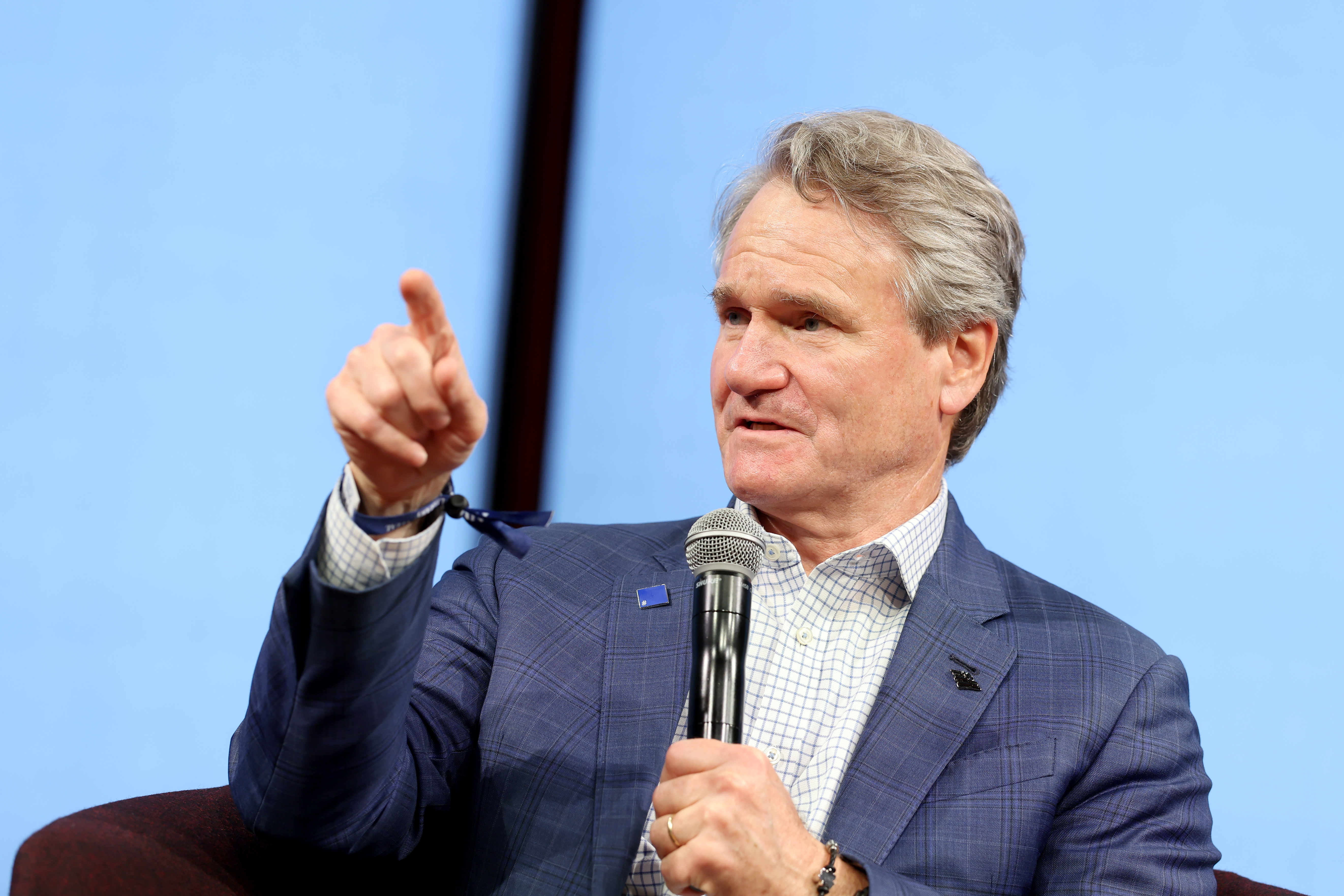 yahoo.com - Ines Ferré - Bank of America profit jumps 27% as CEO Brian Moynihan signals 'healthy economic backdrop