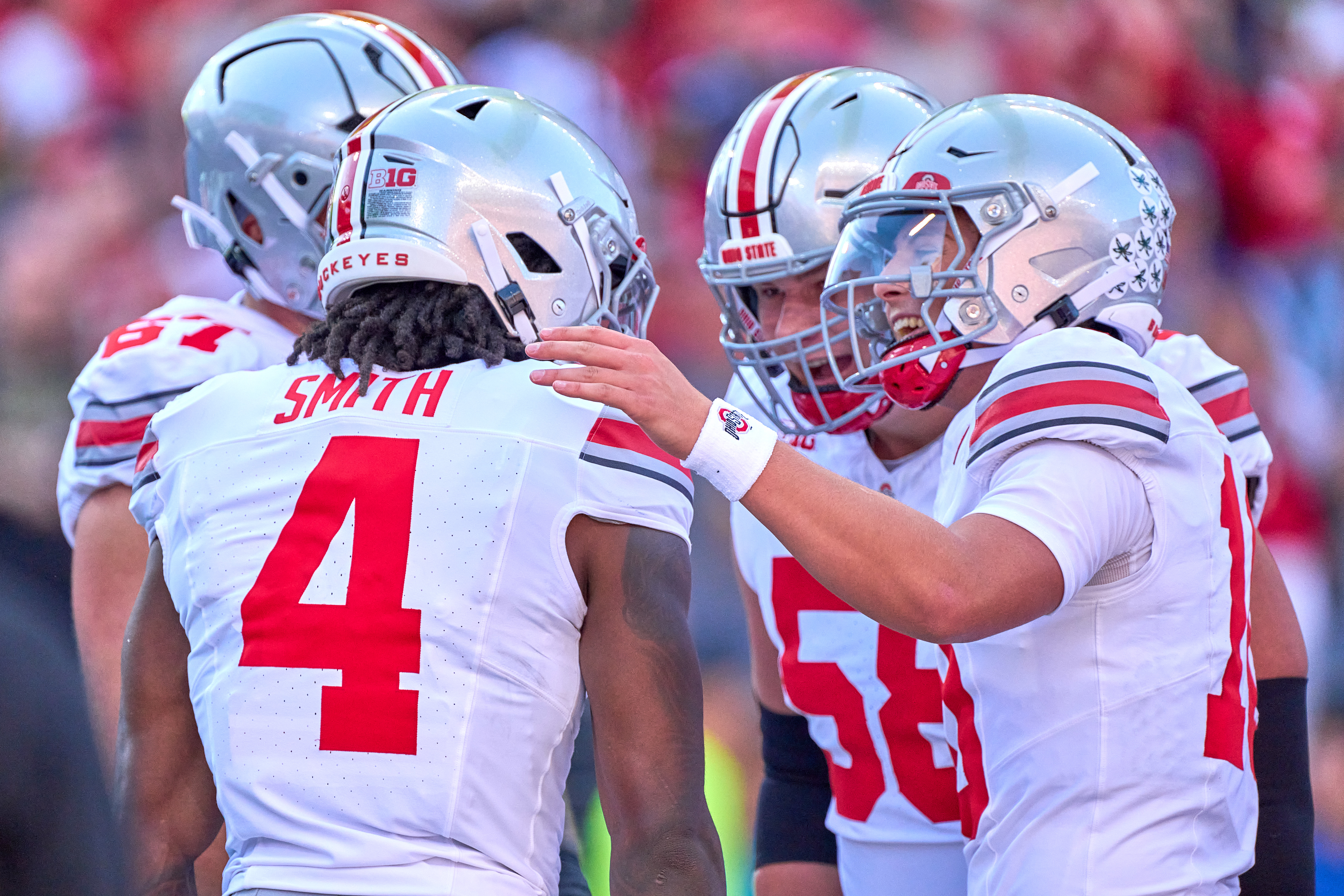 Ohio State's Julian Sayin 'has a different look in his eye'; Jeremiah Smith is chasing legends like Kobe Bryant, Tom Brady