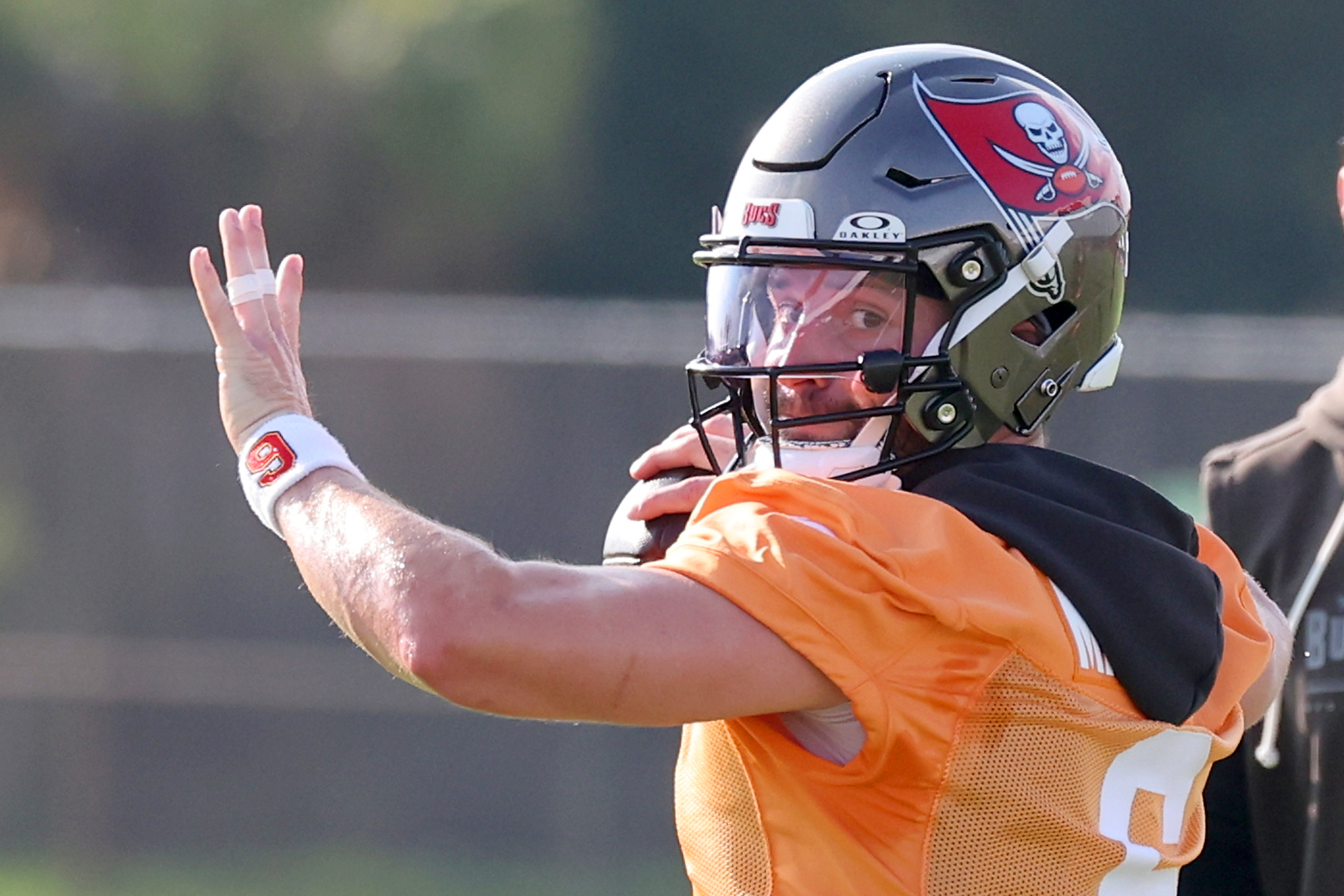 Baker Mayfield shuts down contract talk, expresses disappointment with no new deal from Bucs