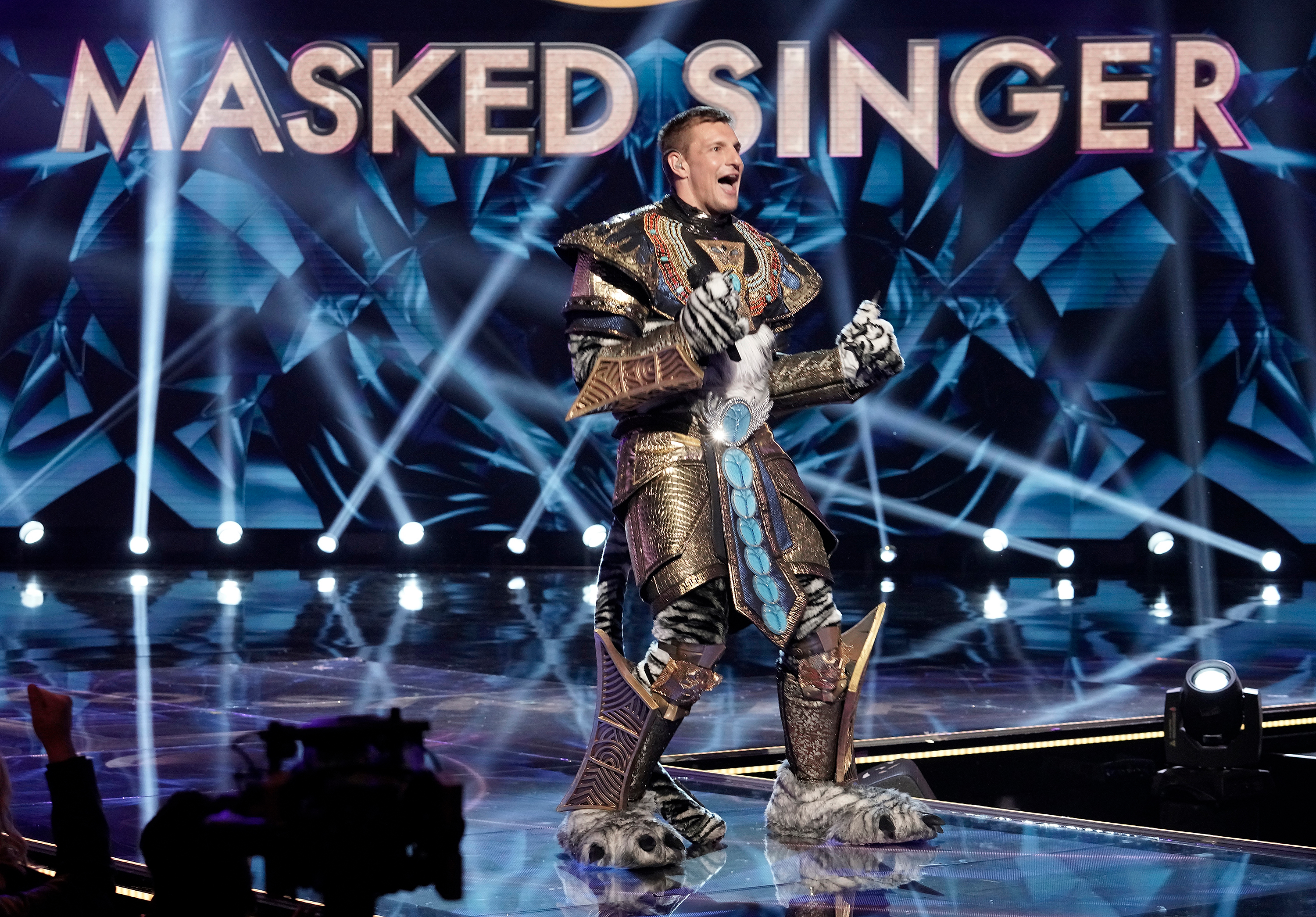 THE MASKED SINGER: Rob Gronkowski in the The Super Nine Masked Singer Special: Groups A, B & C special two-hour episode of THE MASKED SINGER airing Wednesday, April 1 (8:00-10:00 PM ET/PT) on FOX (Photo by FOX via Getty Images)