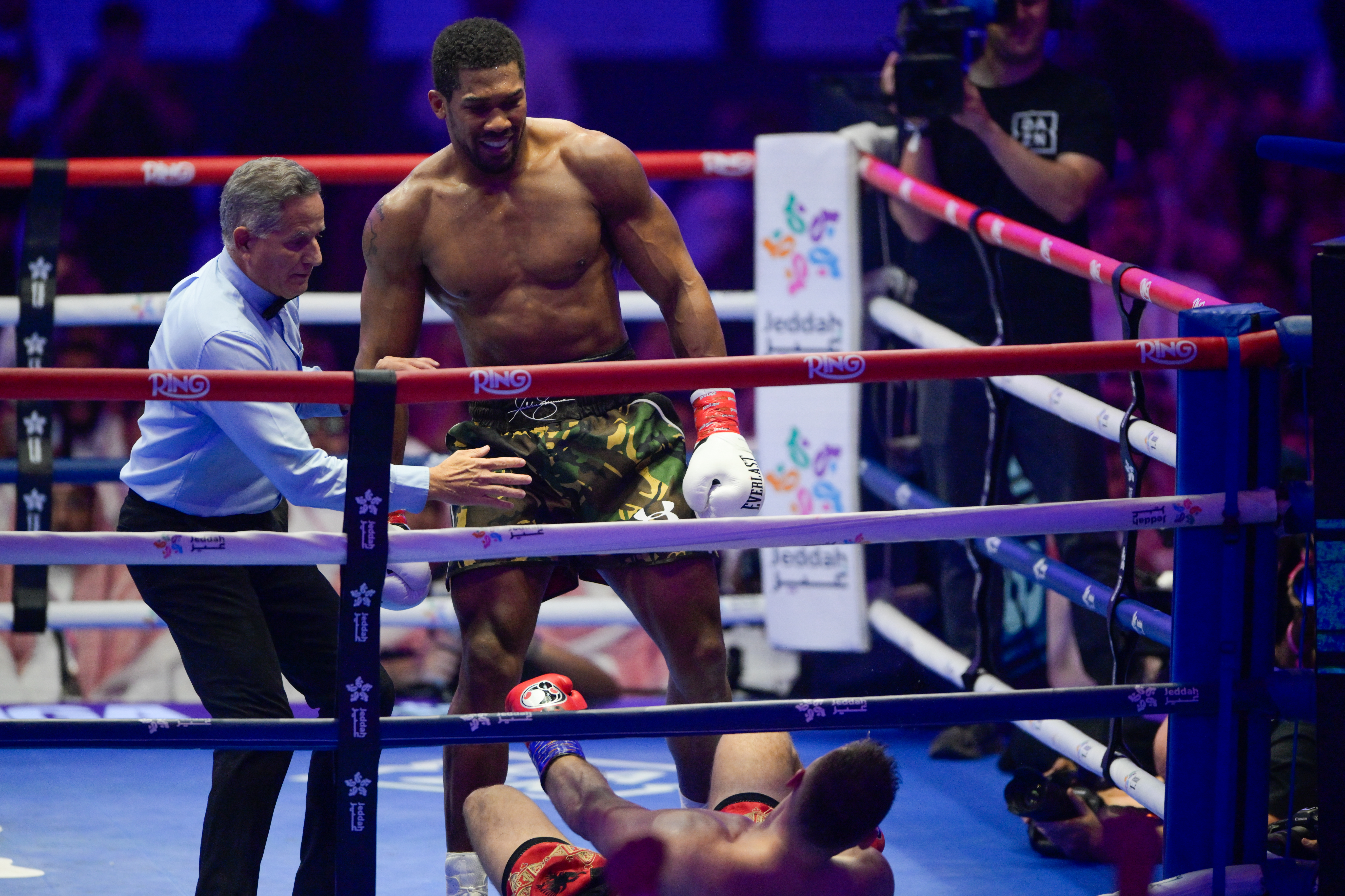 JEDDAH, SAUDI ARABIA - JULY 25: Anthony Joshua knocks out Kristian Prenga for victory of the Heavyweight contest fight between Anthony Joshua and Kristian Prenga in the Anthony Joshua v Kristian Prenga: The Comeback fight night at Jeddah Superdome on July 25, 2026 in Jeddah, Saudi Arabia. (Photo by Khalid Alhaj/MB Media/Getty Images)