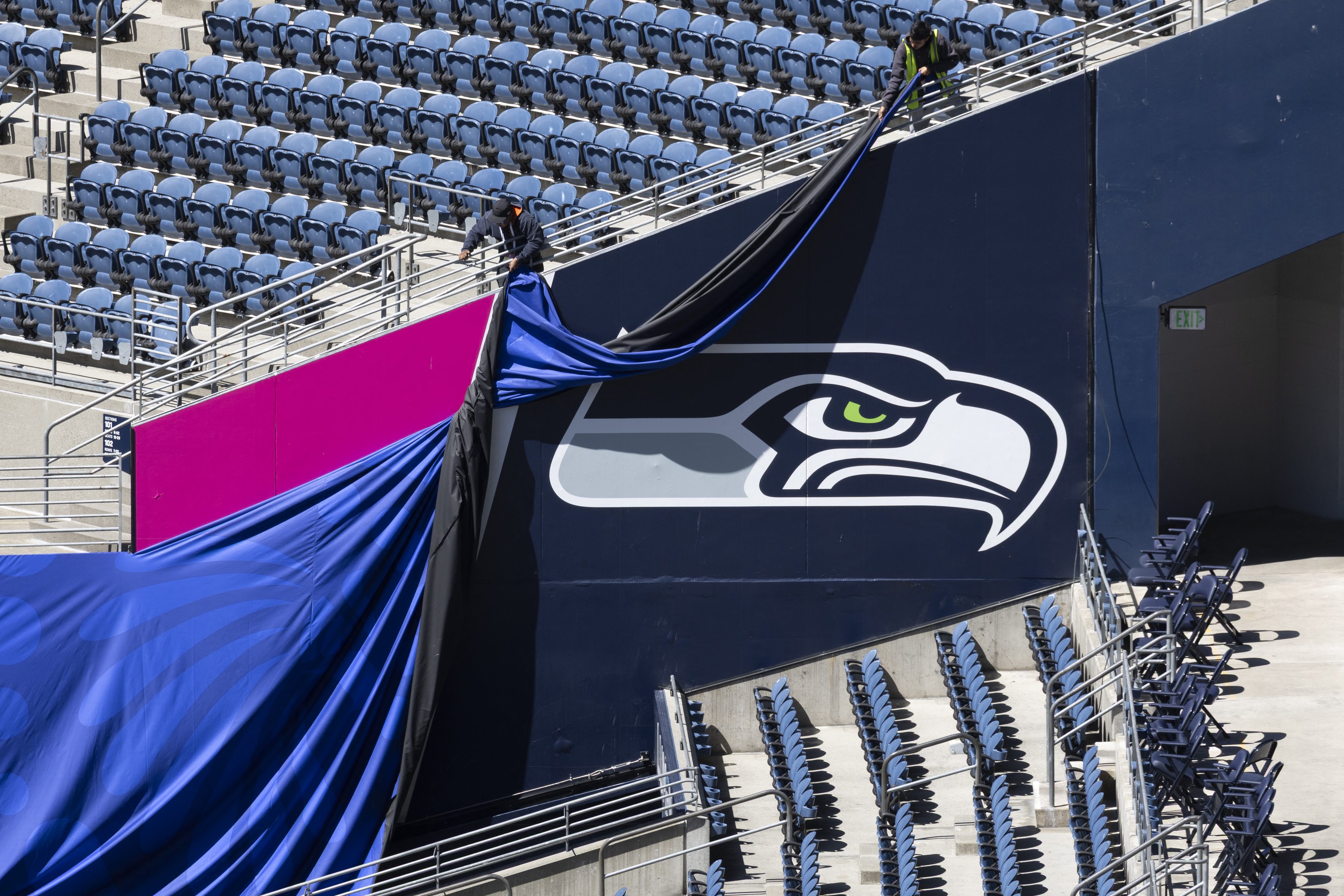 Seahawks Set to Sell for Reported $9.612 Billion to 49ers-Led Group