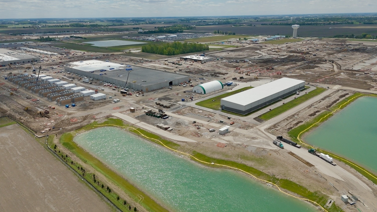 A drone view shows construction underway on Meta's new data center in Middleton Township, Ohio, U.S., May 13, 2026. REUTERS/Eric Cox