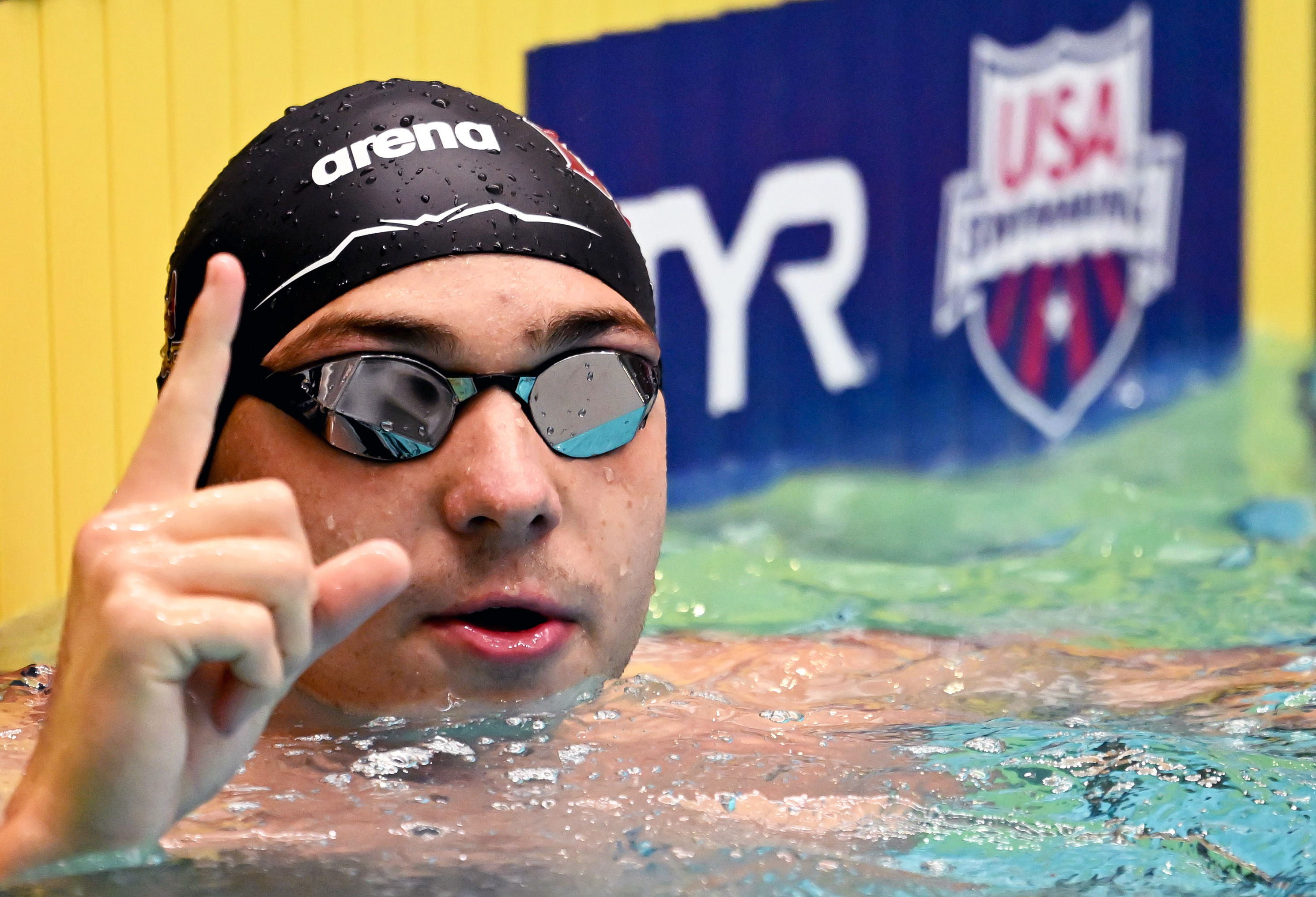 Ilya Kharun defeats Caleb Dressel in 100m butterfly for second national title of the week