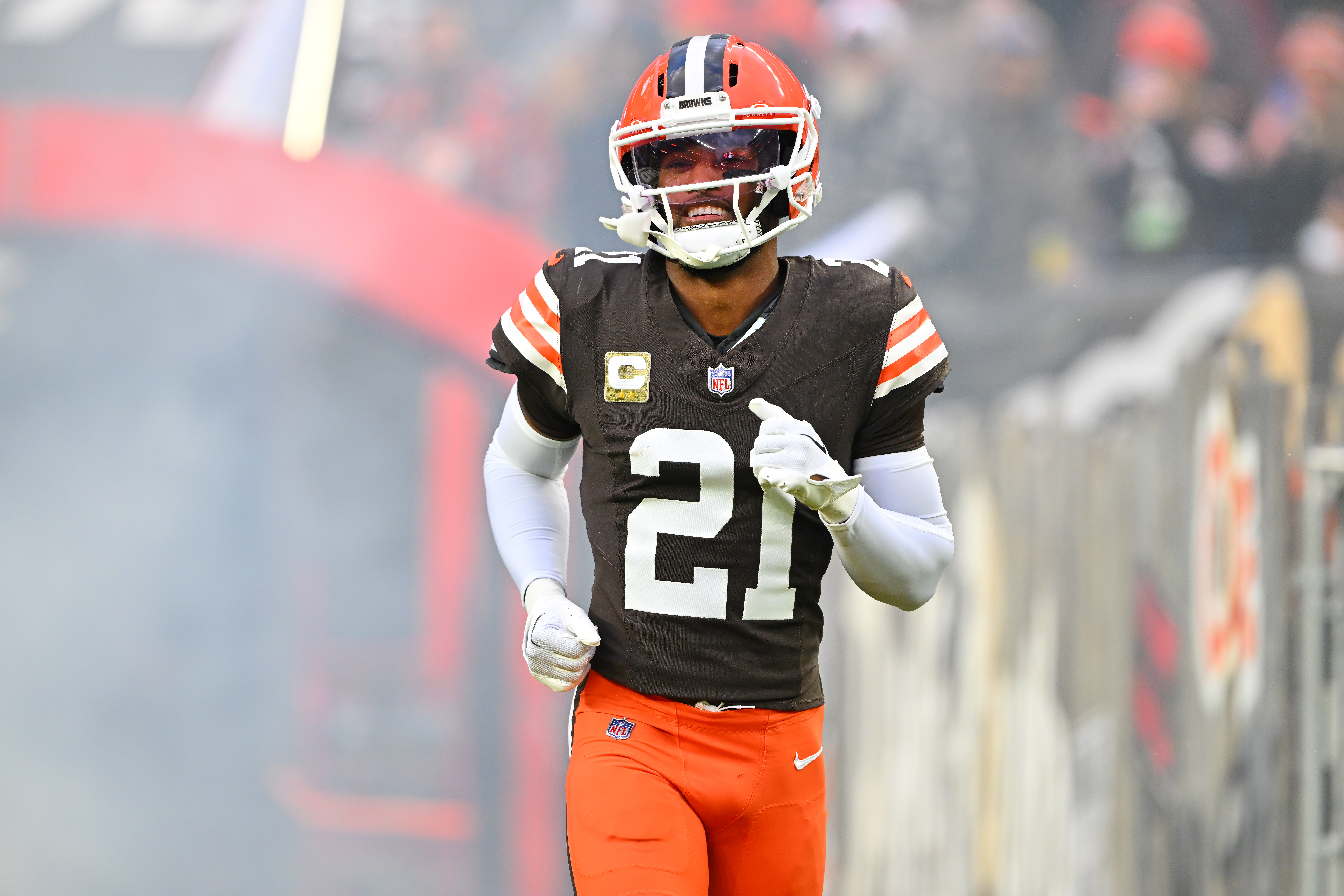 Browns reportedly reach record 2-year, $62.2 million extension with CB Denzel Ward