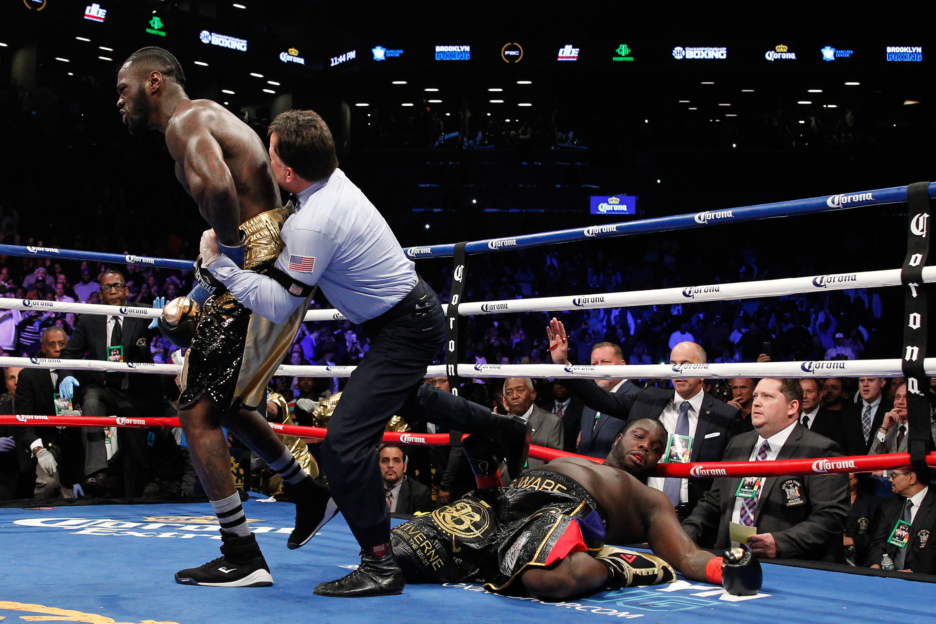 BROOKLYN, NY - NOVEMBER 04: Deontay Wilder (Gold/Black) defeated Bermane Stiverne by first round knockout for Showtime's Championship Boxing on November 04, 2017 at the Barclay's Center in Brooklyn, NY. (Photo by Edward Diller/Icon Sportswire via Getty Images)