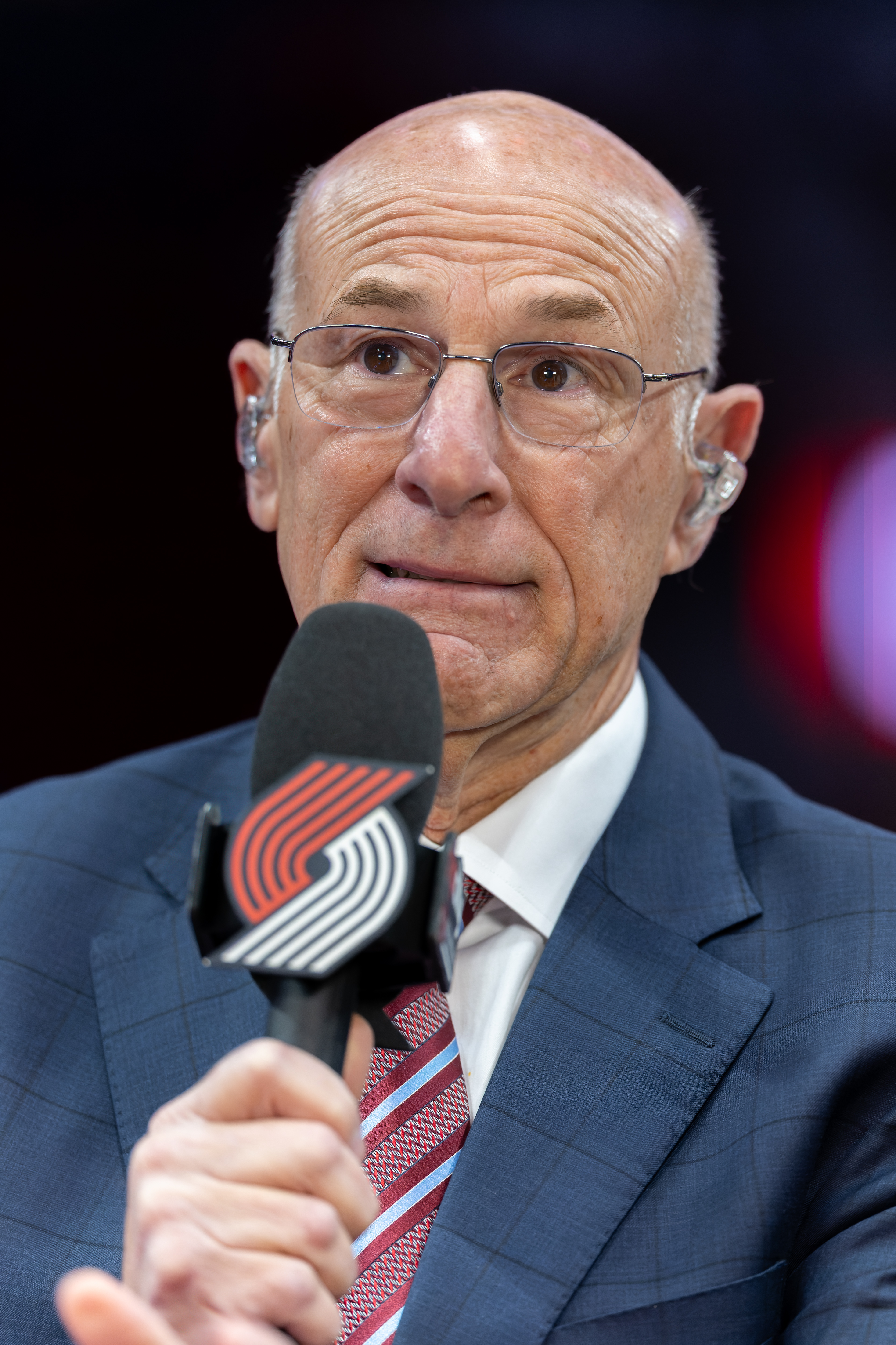 Trail Blazers broadcaster Kevin Calabro leaves amid personnel shakeup