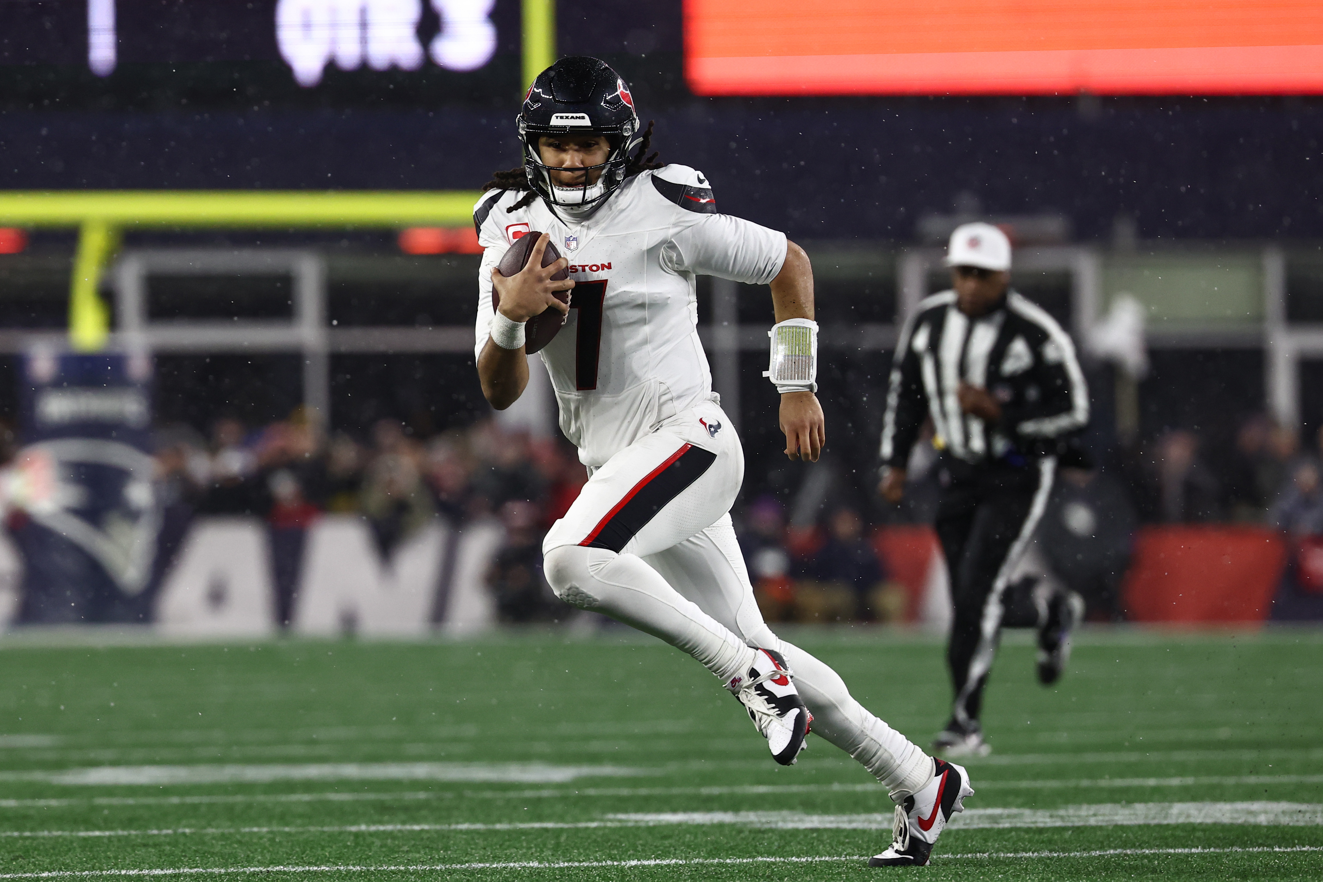 1e584b8a-da4e-4f3f-9f06-9a70a3fb3b54 C.J. Stroud, Texans reportedly defer contract extension talks until after upcoming season