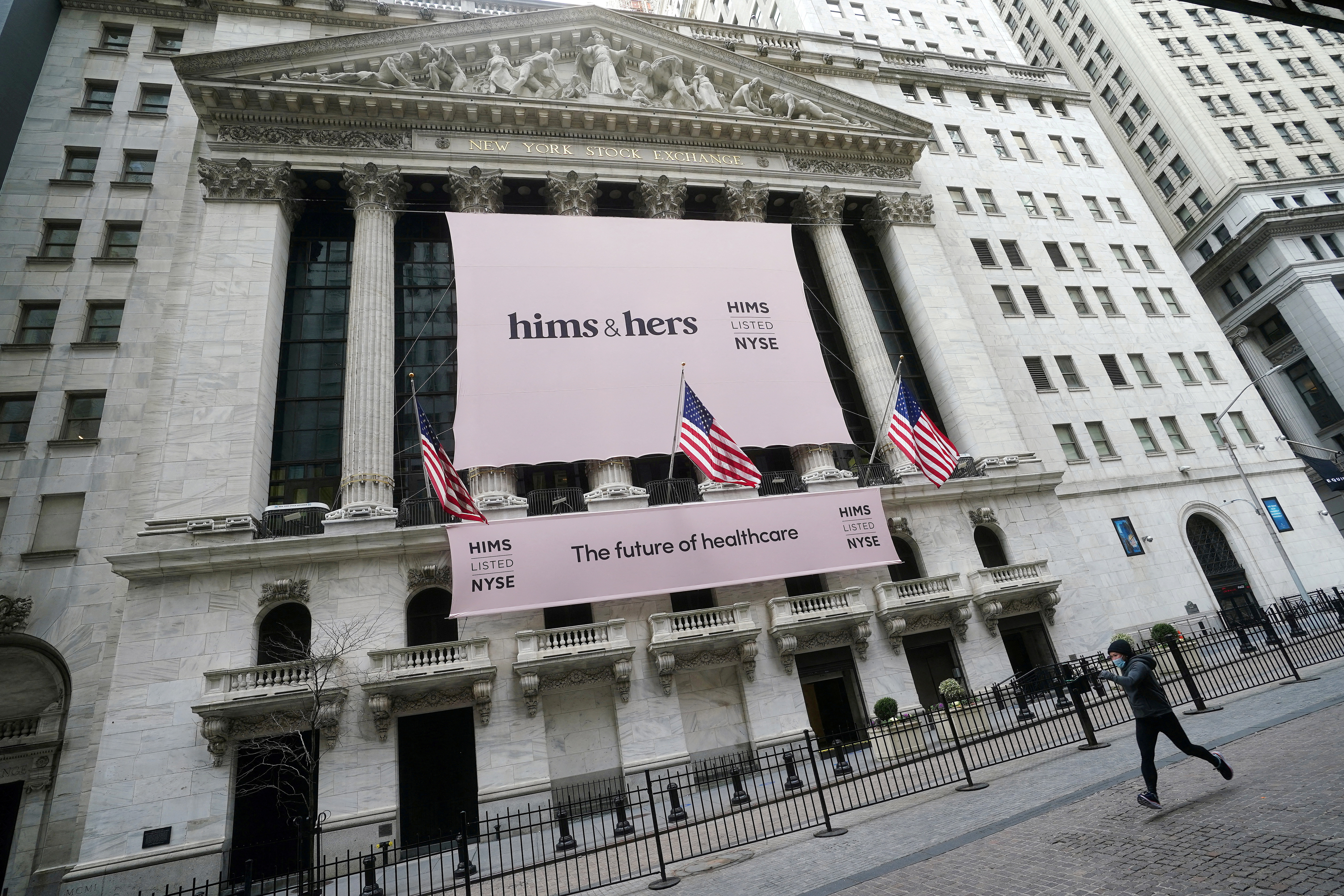 yahoo.com - Ines Ferré - Hims & Hers stock trims losses following quarterly results