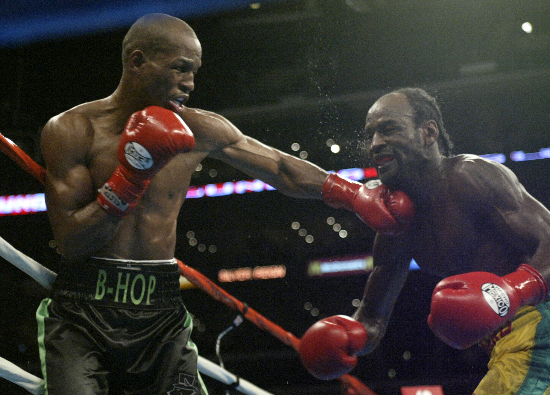 WBC middleweight champion Bernard Hopkins (left) successfully defended his title for the 20th time by defeating Howard Eastman Saturday night 2/19/2005 at Staples Center for the middleweight world title.  (Photo by Myung J. Chun/Los Angeles Times via Getty Images)