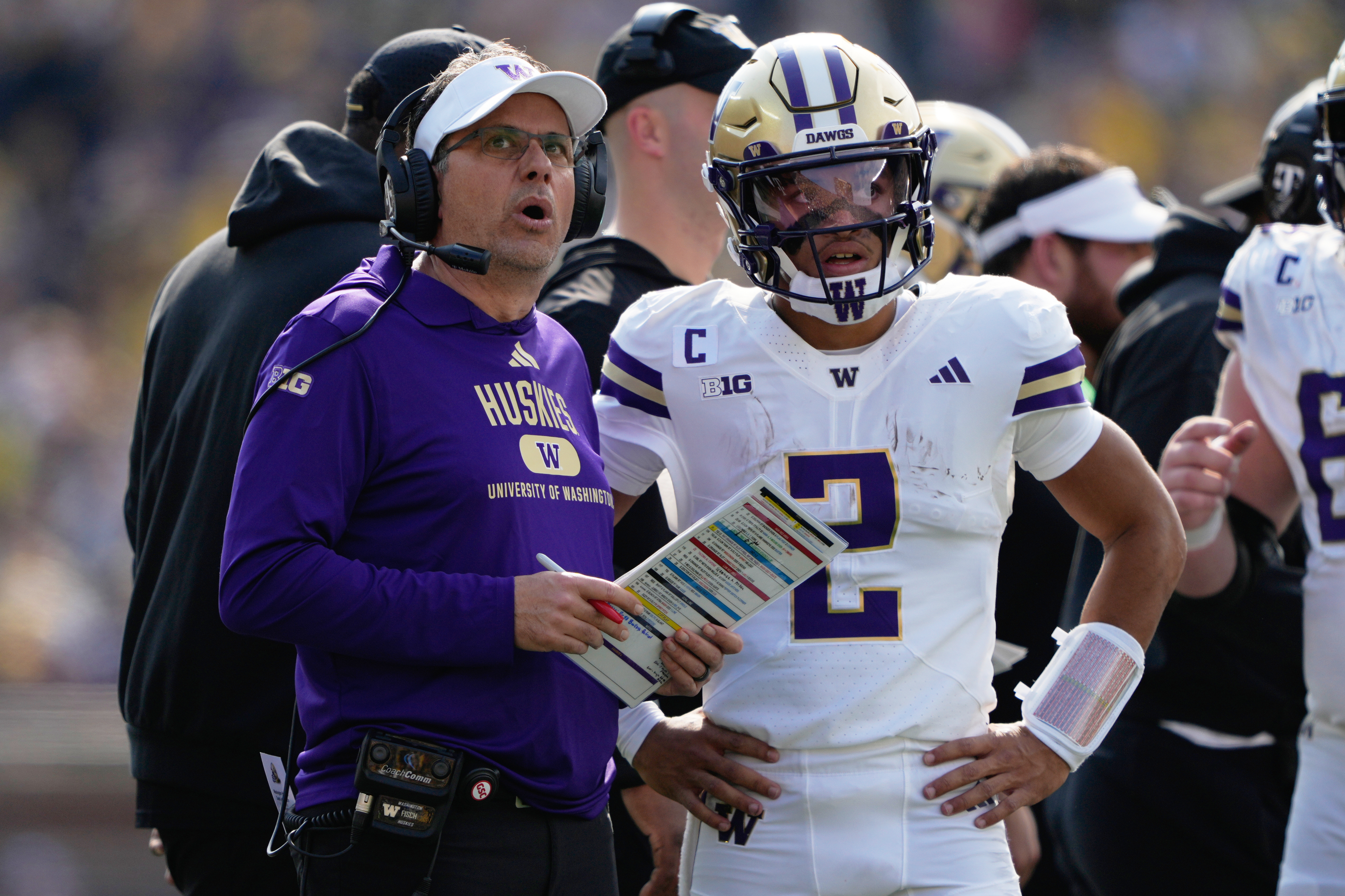 10 college football teams poised to disappoint this season