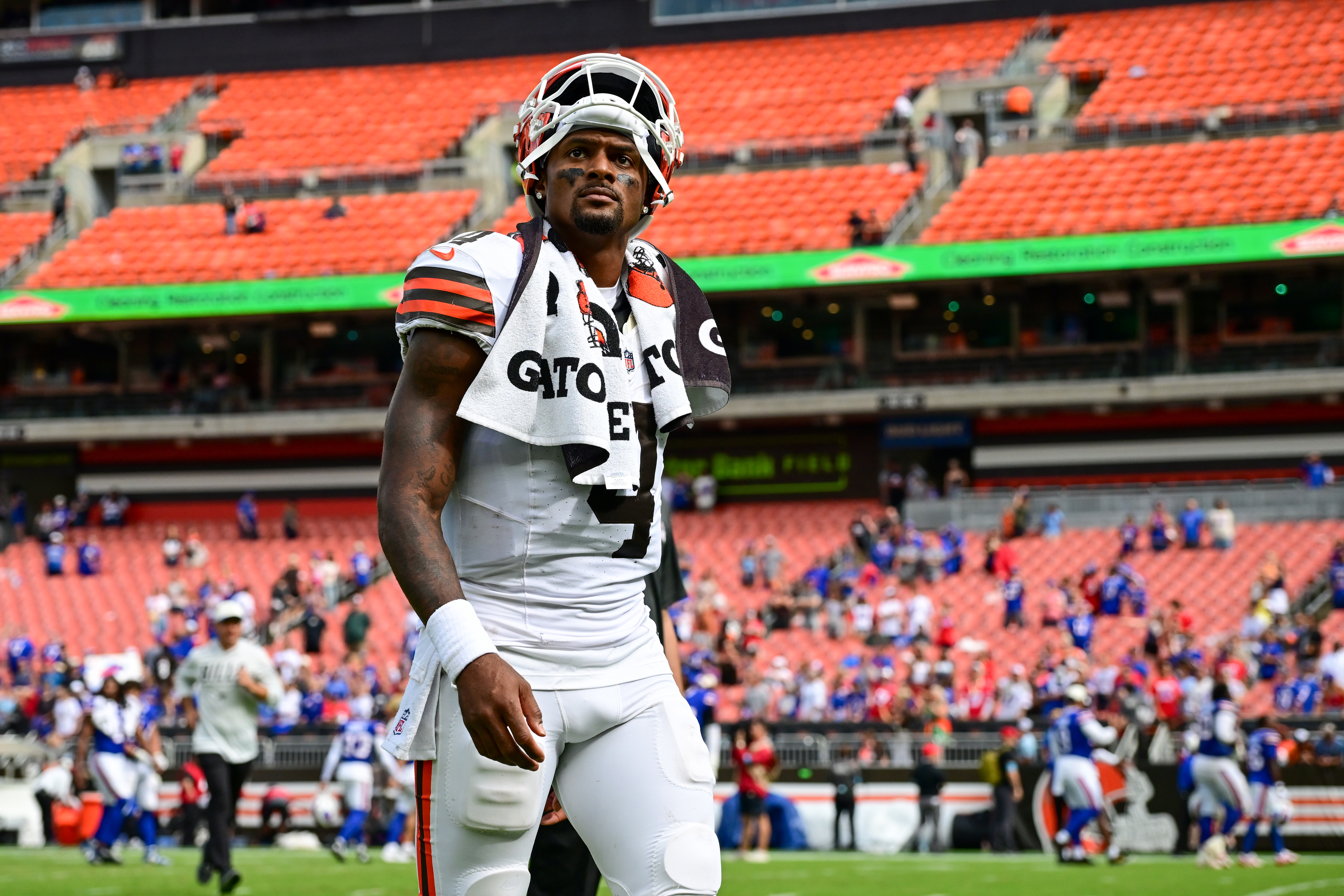 Deshaun Watson not happy to be booed by Browns fans, says it's 'disrespectful'