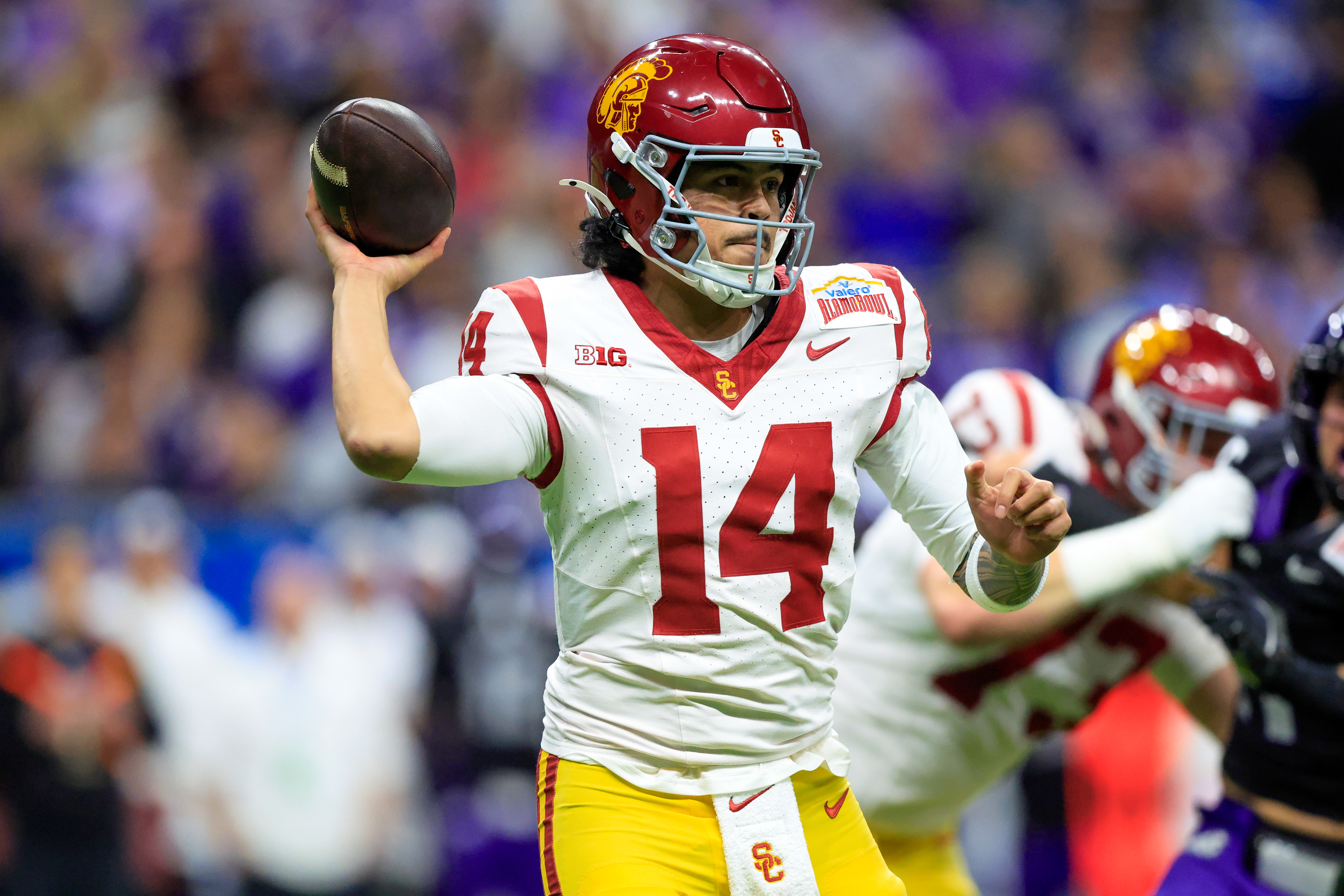 SAN ANTONIO, TX - DECEMBER 30: Southern California Trojans quarterback Jayden Maiava (14) passes the ball against the TCU Horned Frogs during the Valero Alamo Bowl football game at the Alamodome on December 30, 2025 in San Antonio, TX. (Photo by Adam Davis/Icon Sportswire via Getty Images)