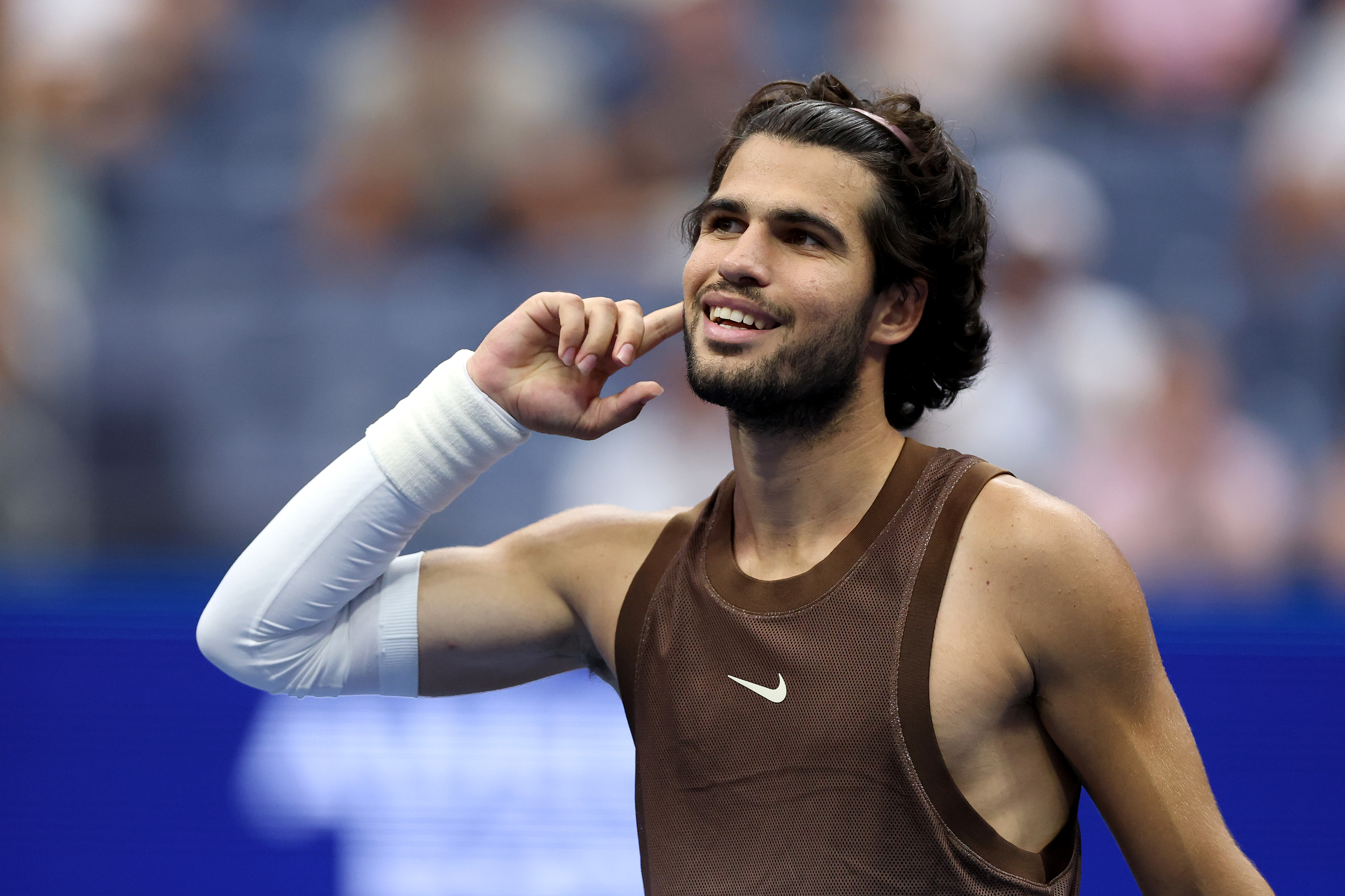 2026 US Open: Carlos Alcaraz authors straight-sets victory over Roman Safiullin in first singles match back