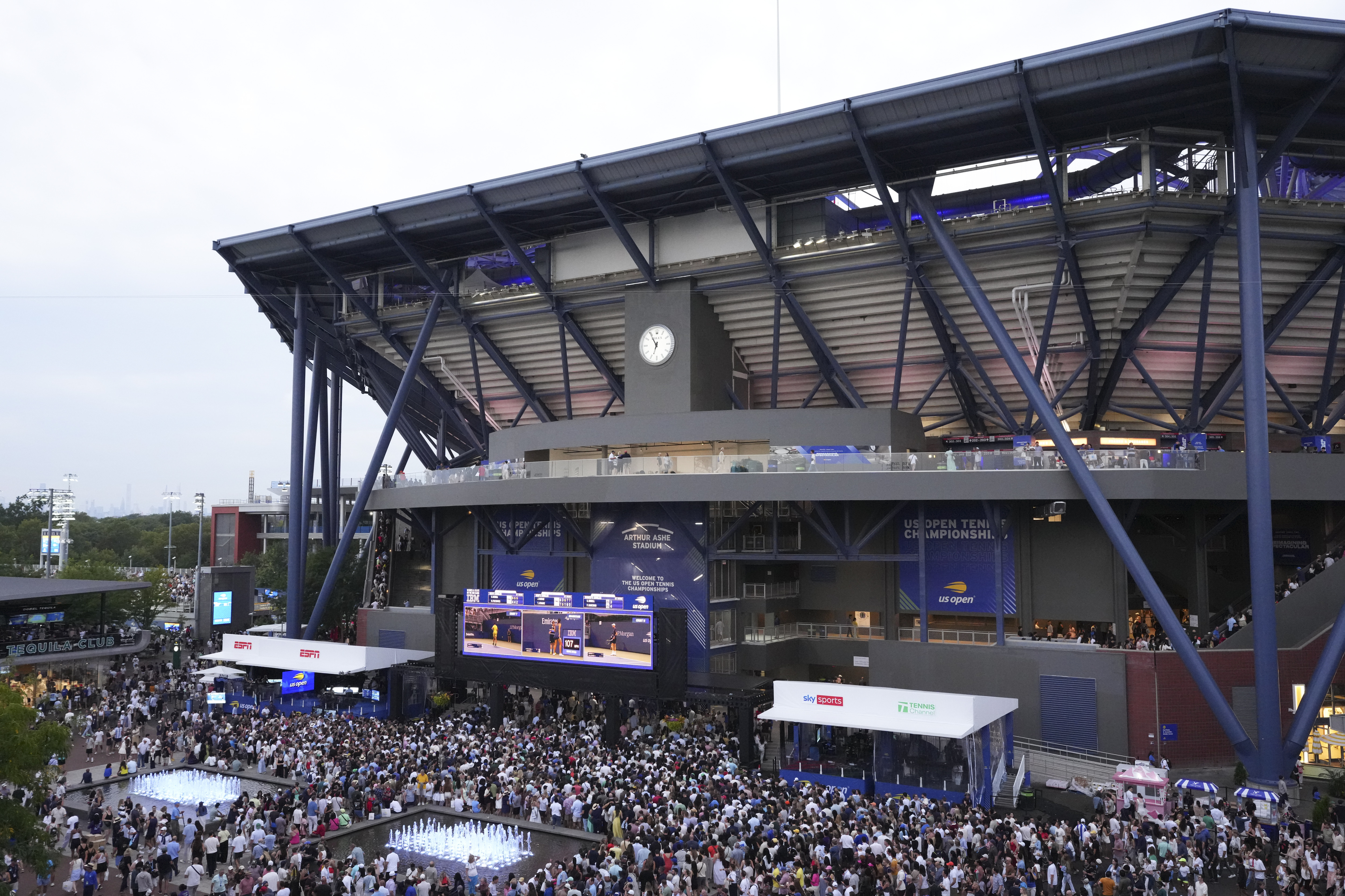 Wimbledon won't credential influencers, already taking precautions after US Open issues