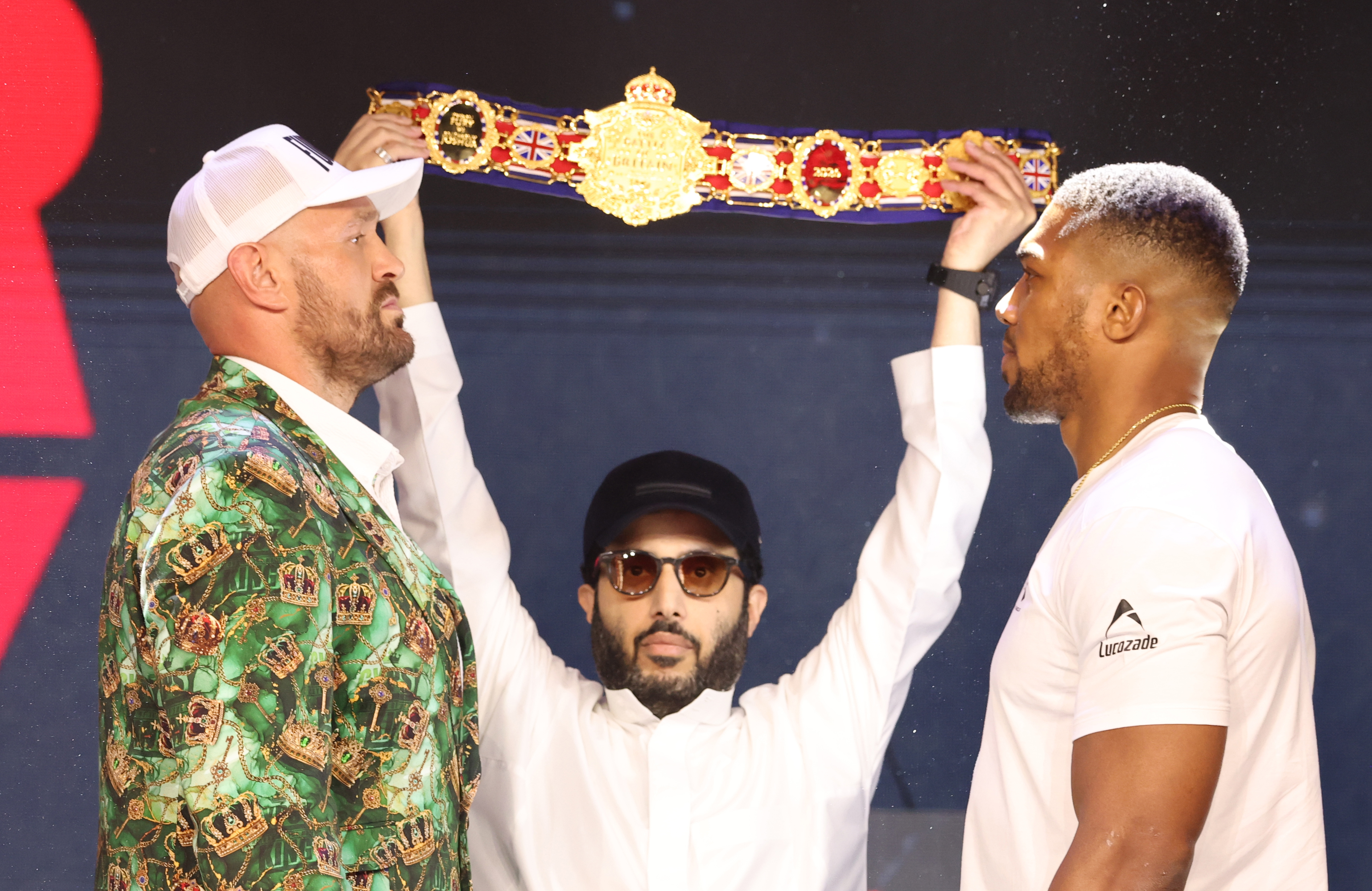 A family betrayal and a bizarre day in London: Tyson Fury vs. Anthony Joshua is finally off and running