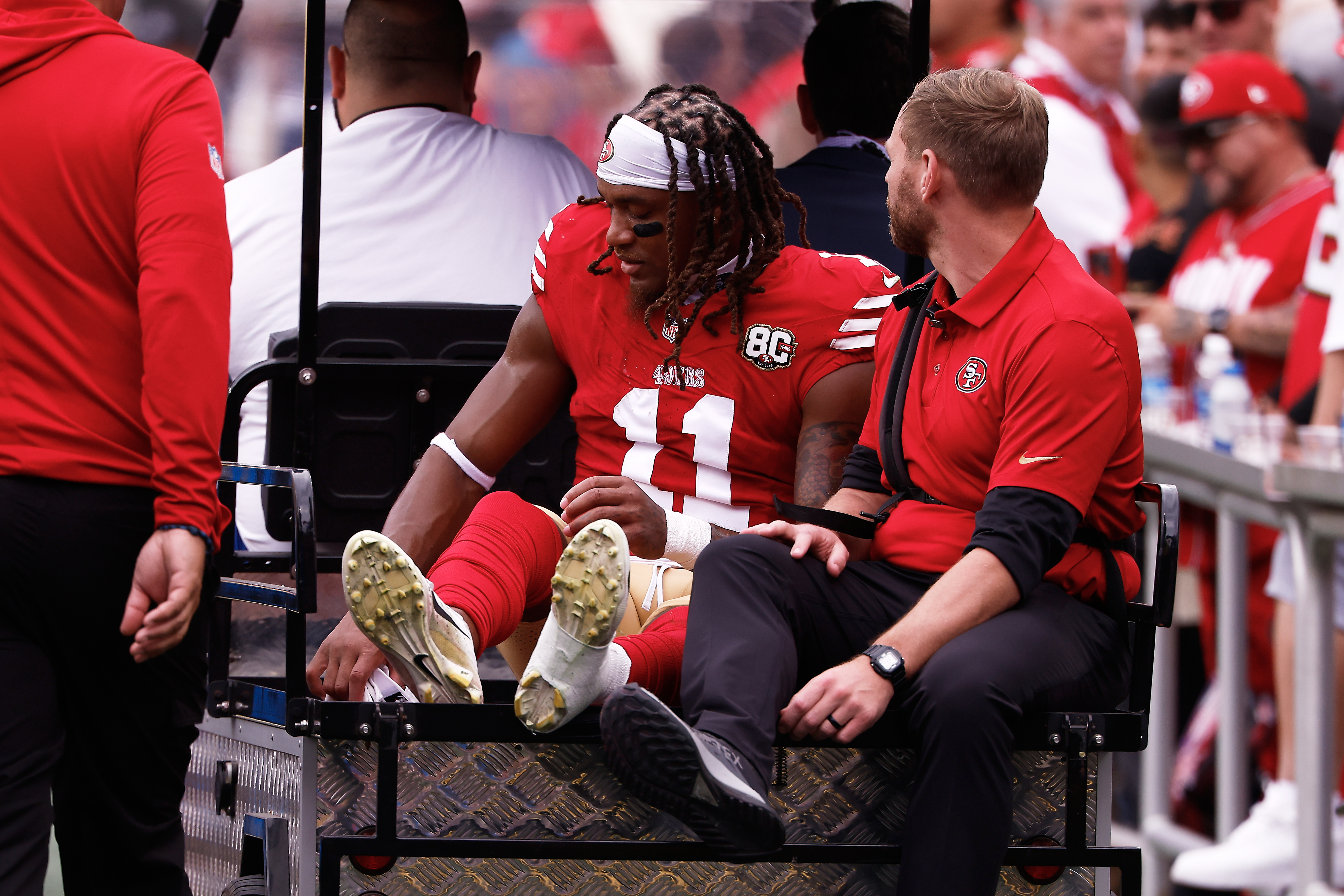 Demarcus Robinson carted off with lower-leg injury in 49ers–Dolphins game