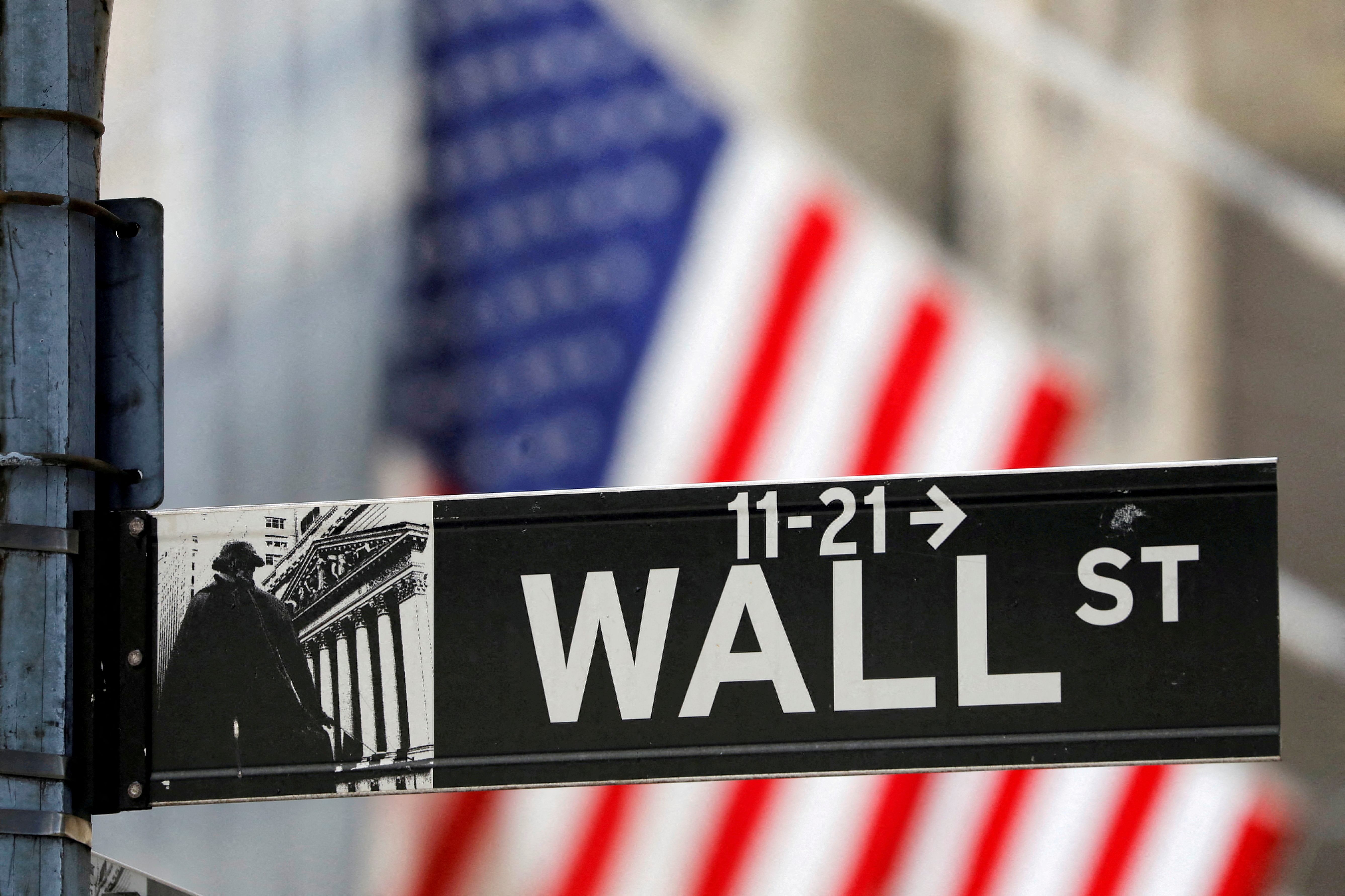 yahoo.com - Grace O'Donnell - Stock market today: Dow, S&P 500, Nasdaq futures fall as inflation, Fed rate-hike fears persist