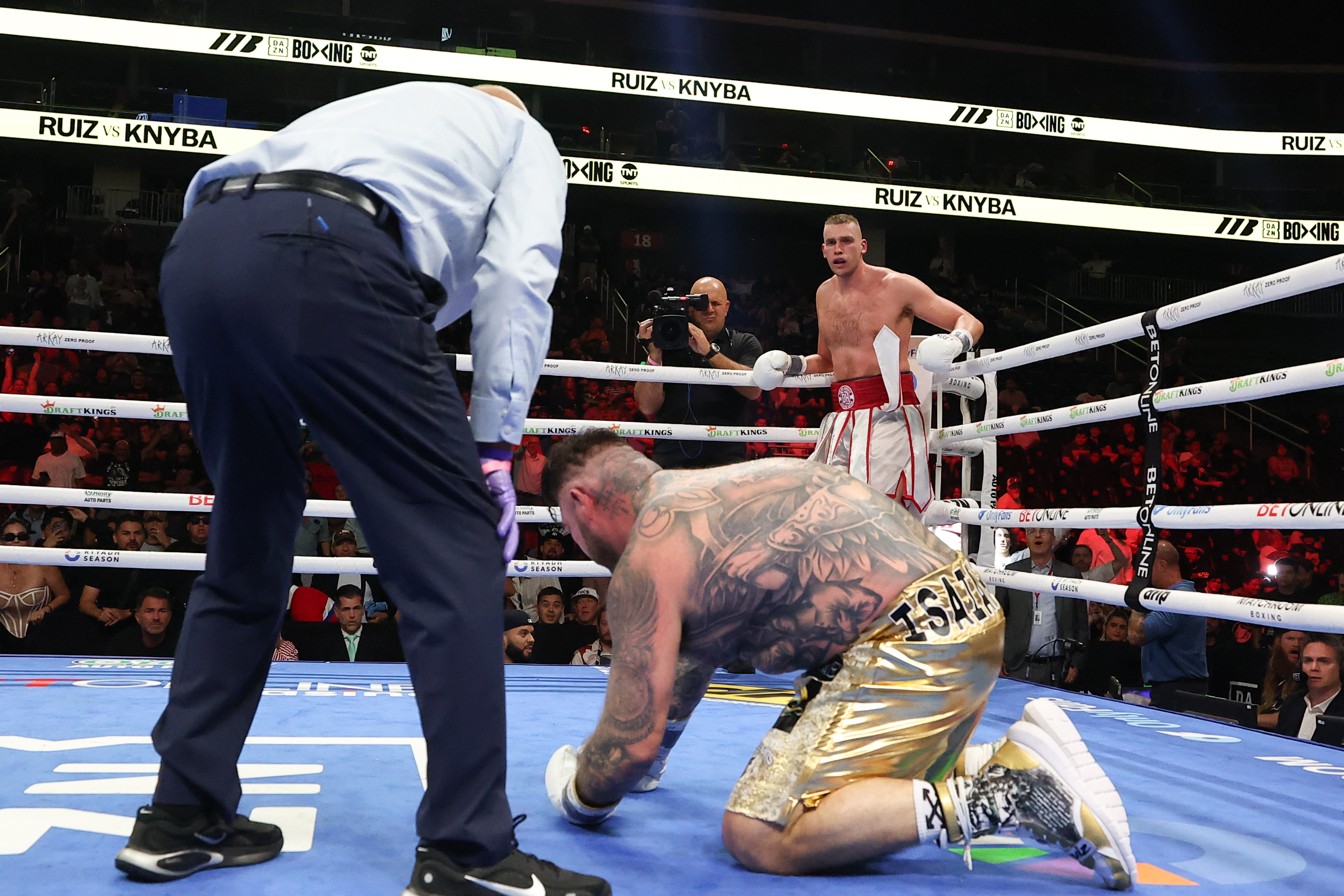 NEWARK, NEW JERSEY - SEPTEMBER 4: Andy Ruiz Jr. is knocked down by Damian Knyba during their heavyweight bout at Prudential Center on September 4, 2026 in Newark, New Jersey. (Photo by Ed Mulholland/Getty Images)