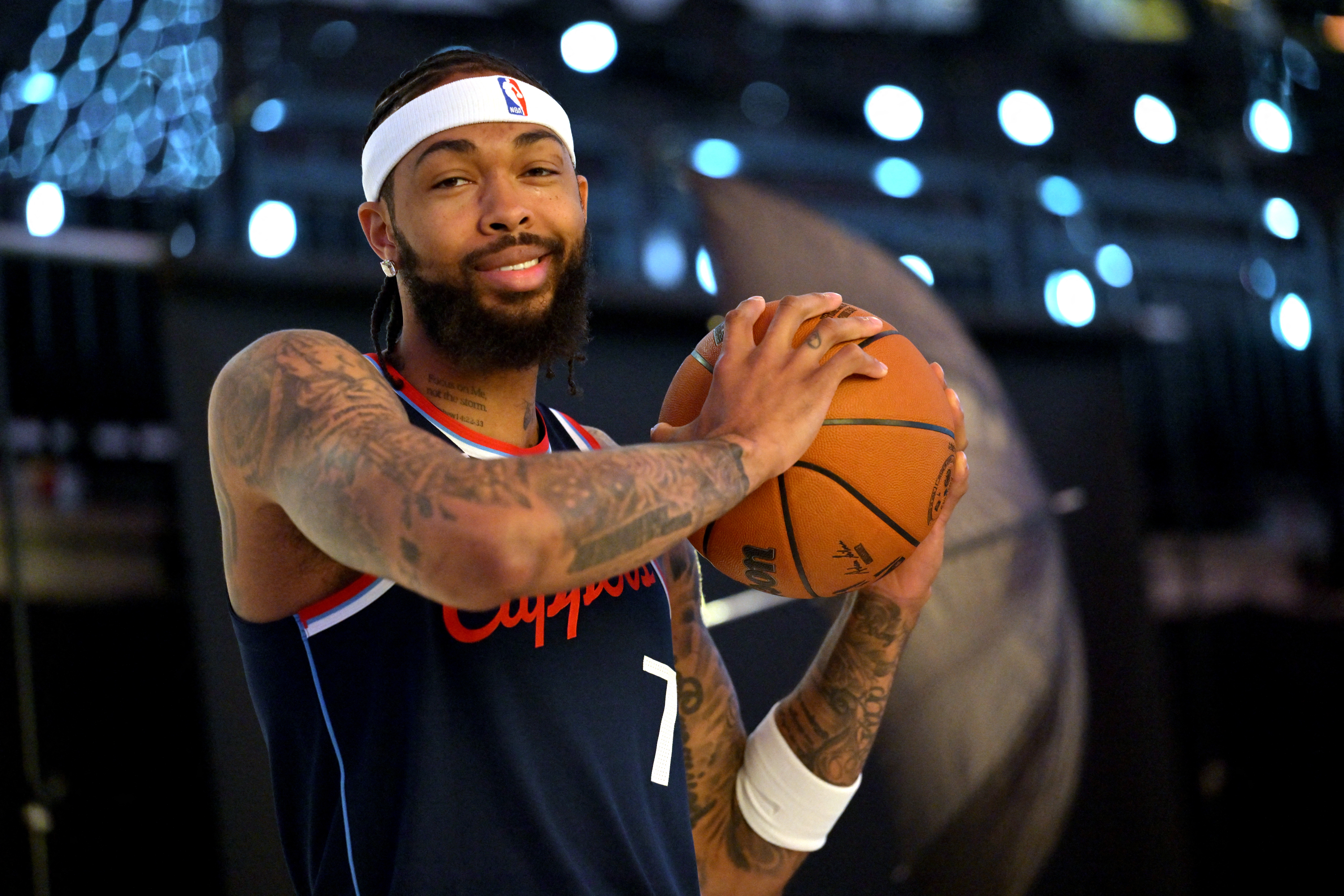 'The vibes are immaculate right now': Clippers begin penalty era by playing the spin game