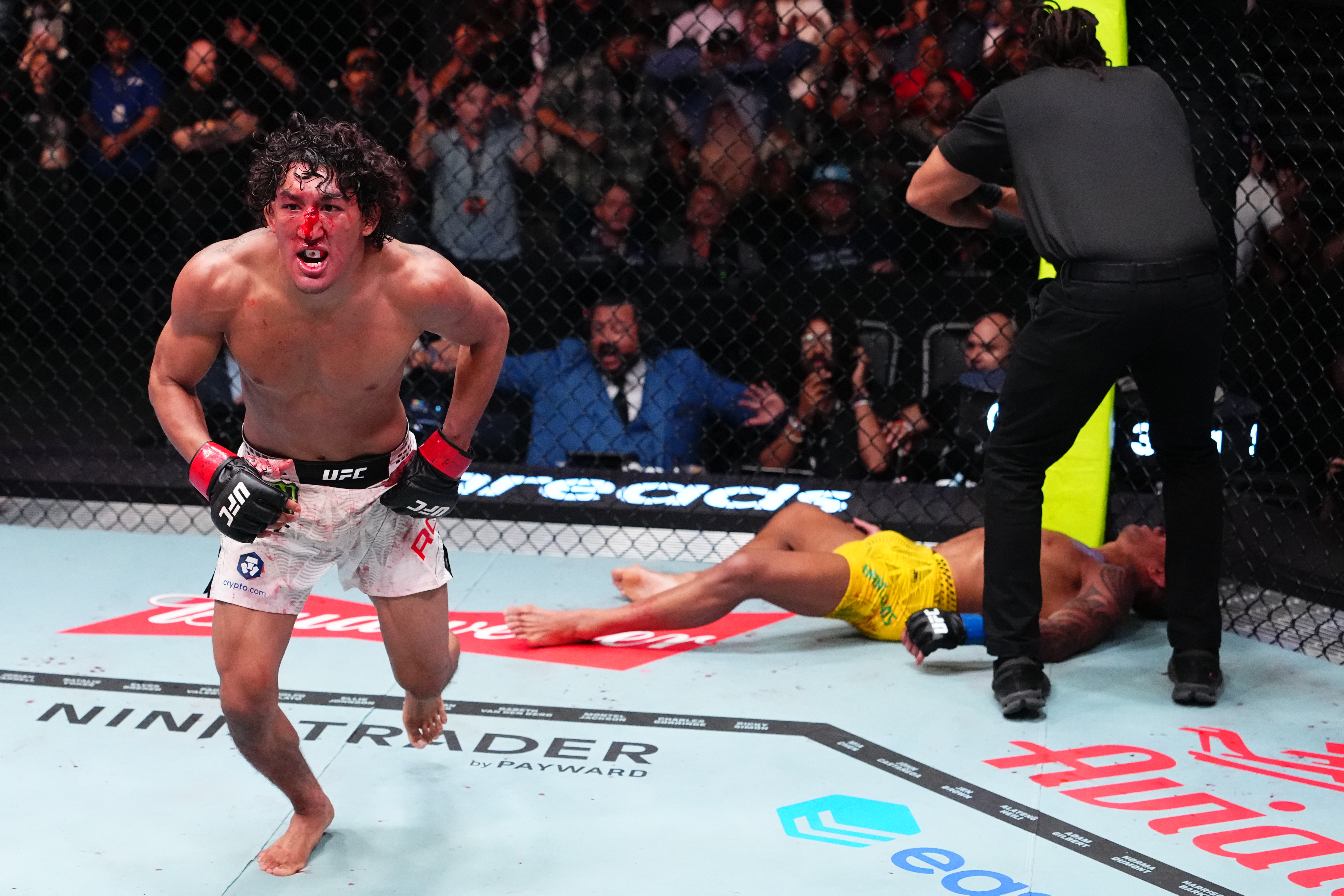 UFC Vegas 121 results: Raul Rosas Jr outlasts Raoni Barcelos in epic war