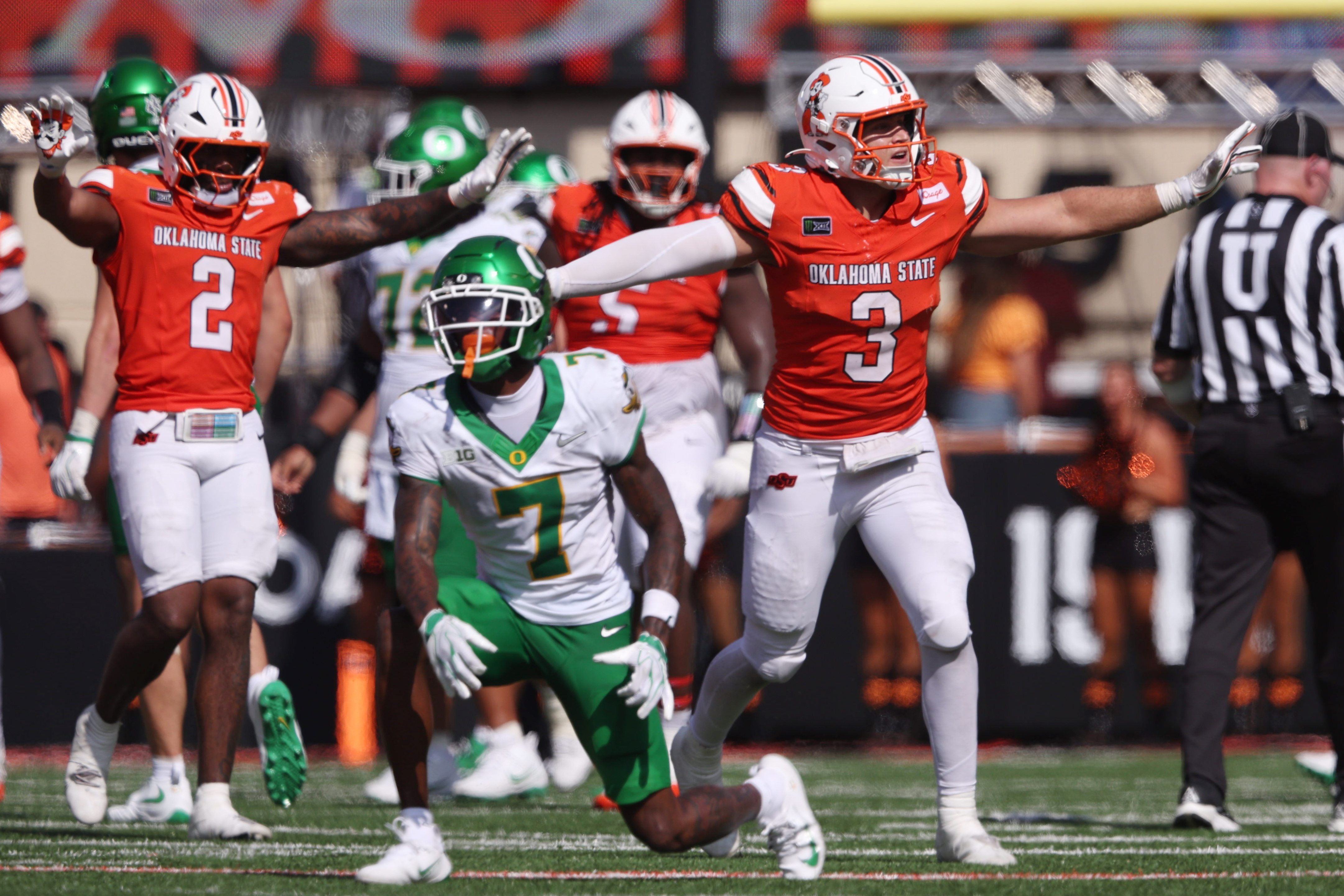Oklahoma State delivered the first marquee upset of the season in taking down No. 6 Oregon as a 24-point underdog. (William Purnell-Imagn Images)