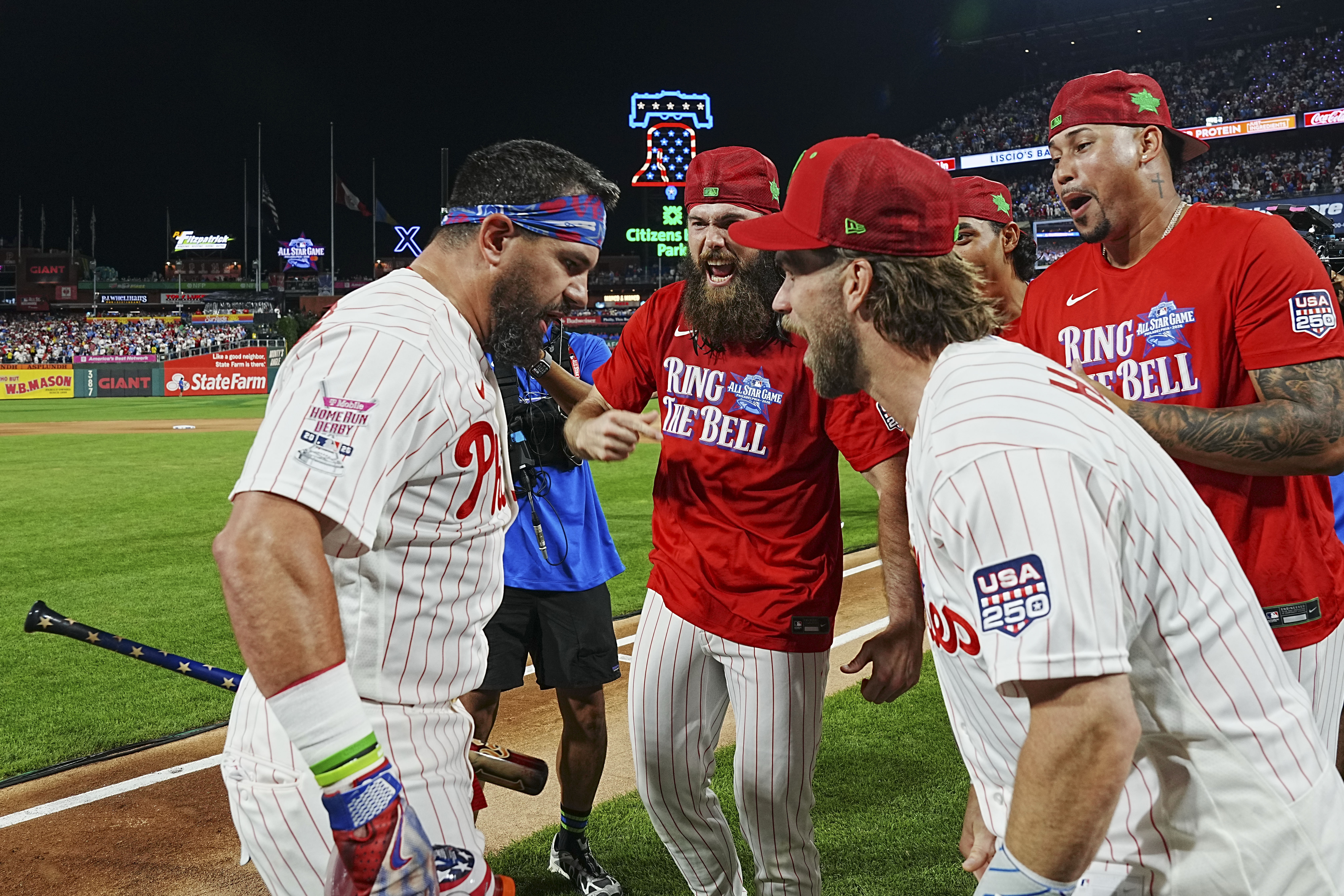7 things to watch in MLB's final week include red-hot NL wild-card race, a Triple Crown chase and a historically bad division