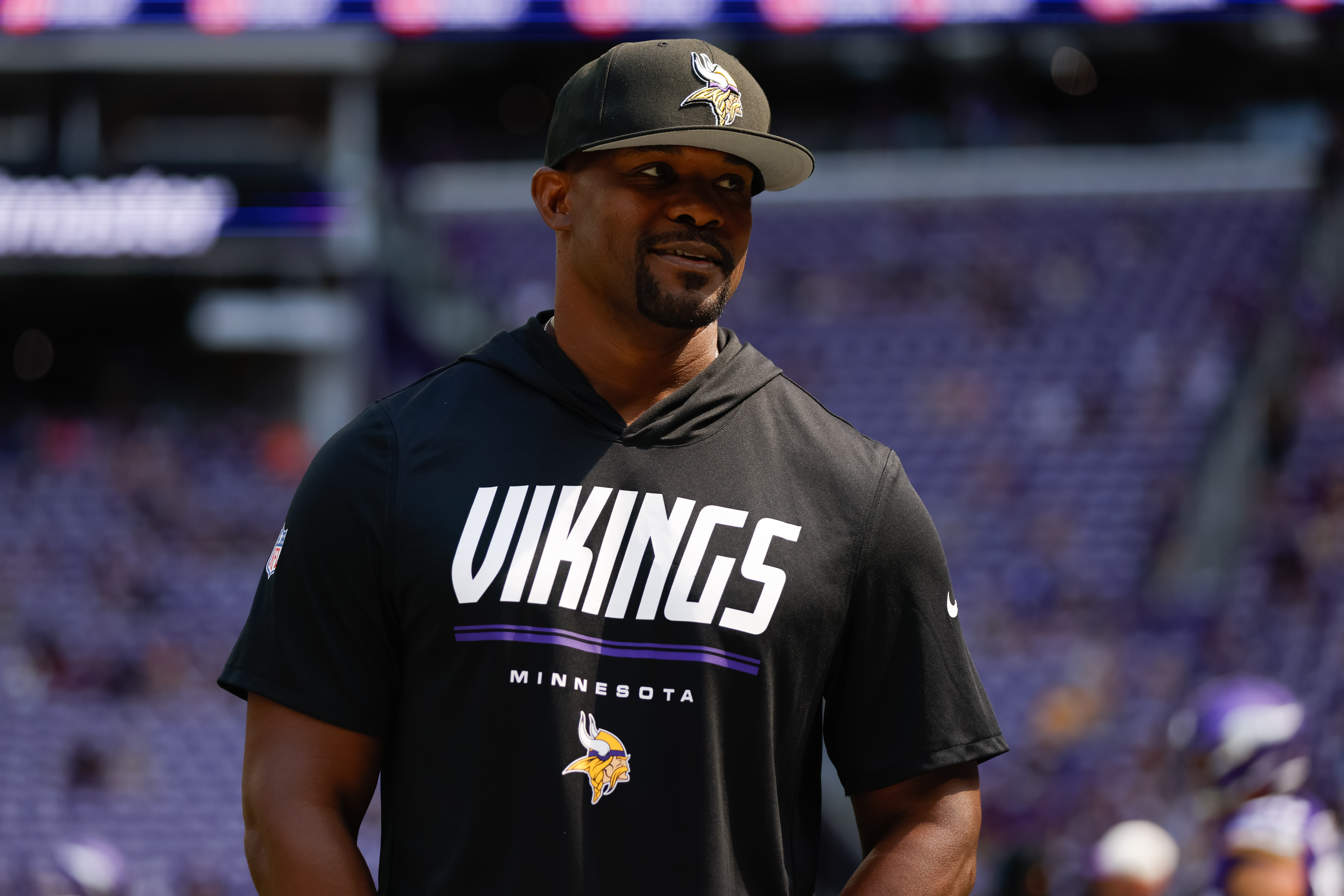 Ben Johnson Expects the Unexpected Against Brian Flores and the Vikings