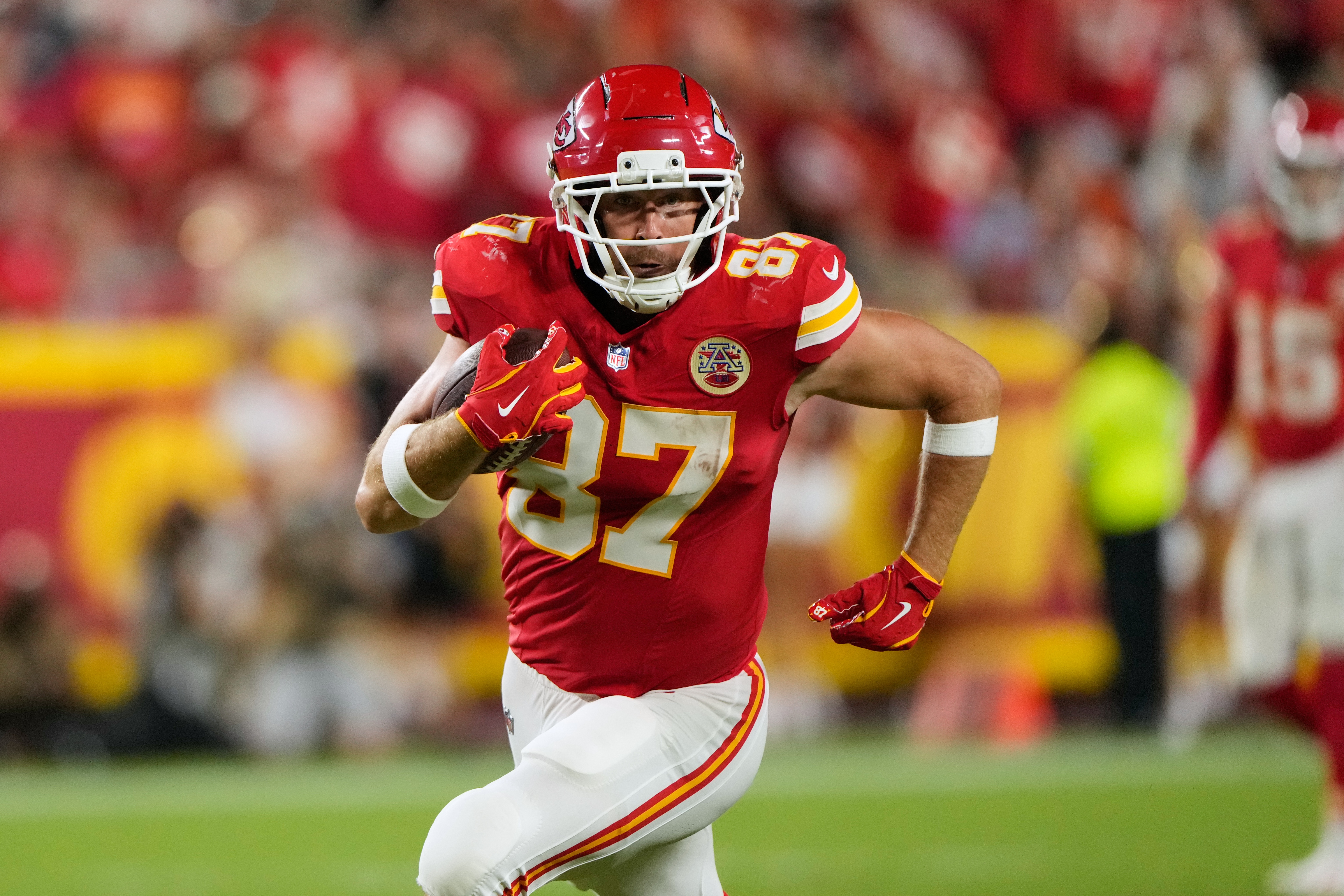 Travis Kelce now second all-time in receiving yards for a TE